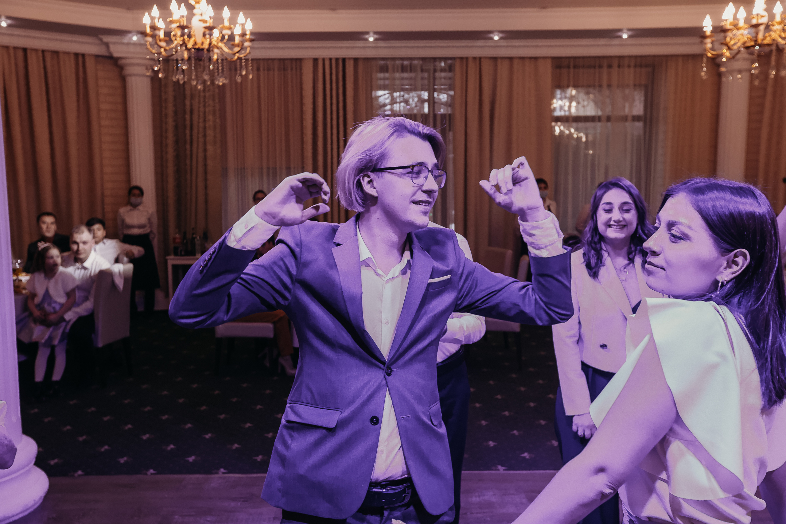 Банкет. Семейный фотограф Тюмень, фотограф на роды Салмина Мария