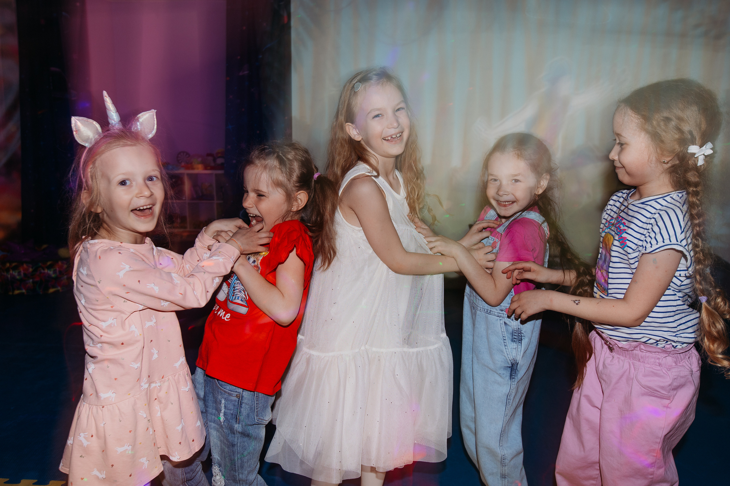 5 лет, день рождения в НЕО. Семейный фотограф Тюмень, фотограф на роды Салмина Мария