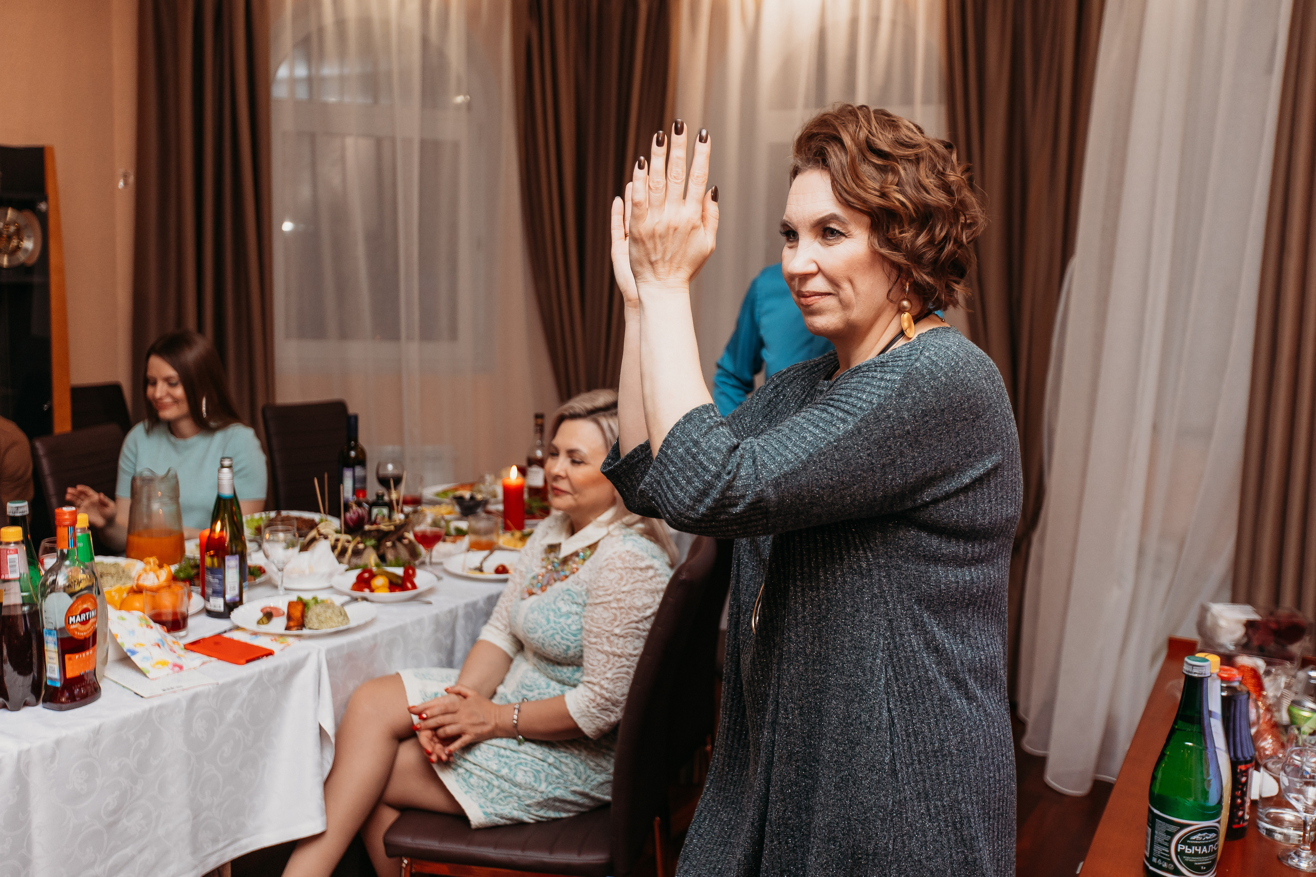 Банкет. Семейный фотограф Тюмень, фотограф на роды Салмина Мария