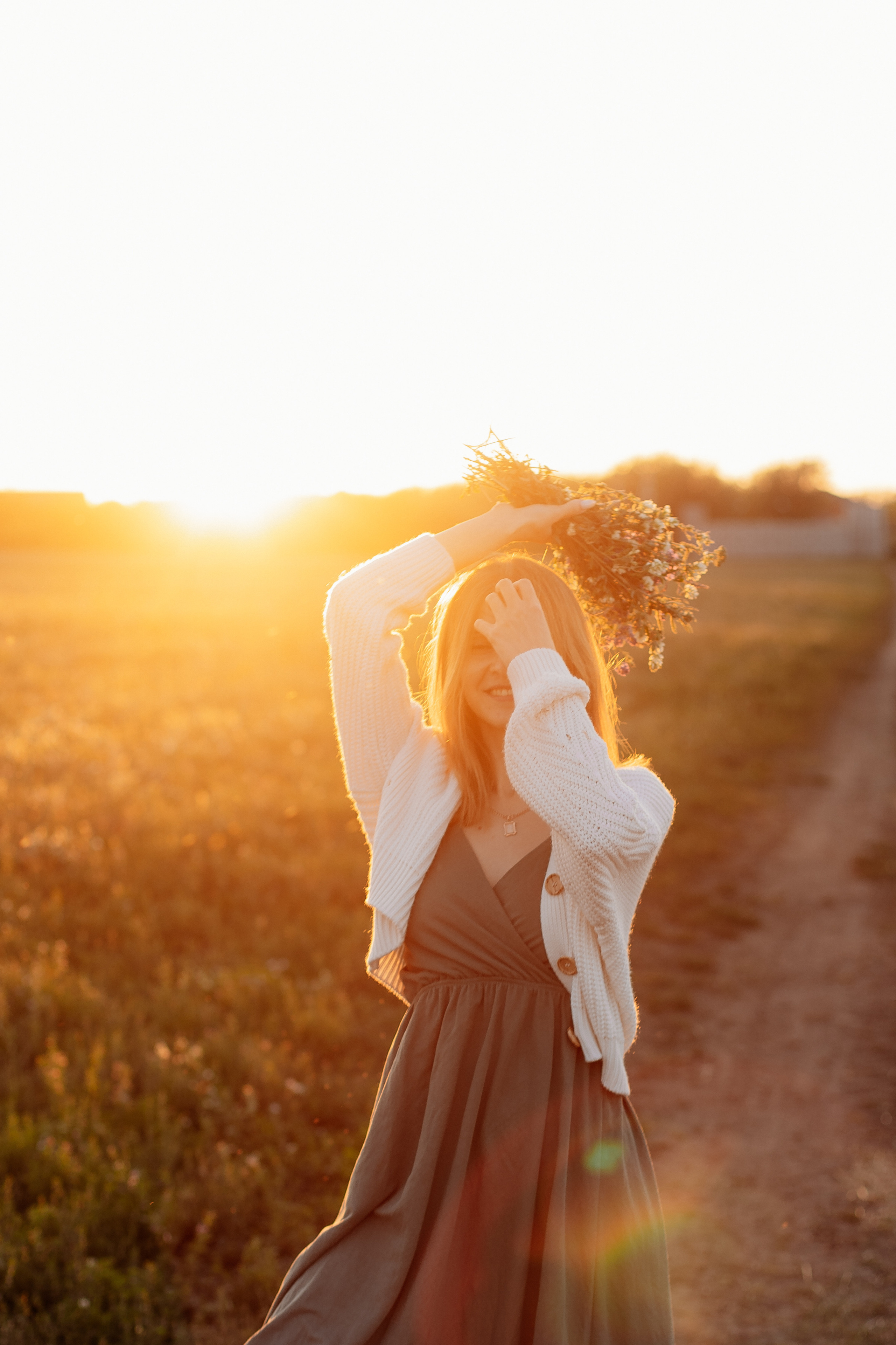 Поле. Семейный фотограф Тюмень, фотограф на роды Салмина Мария