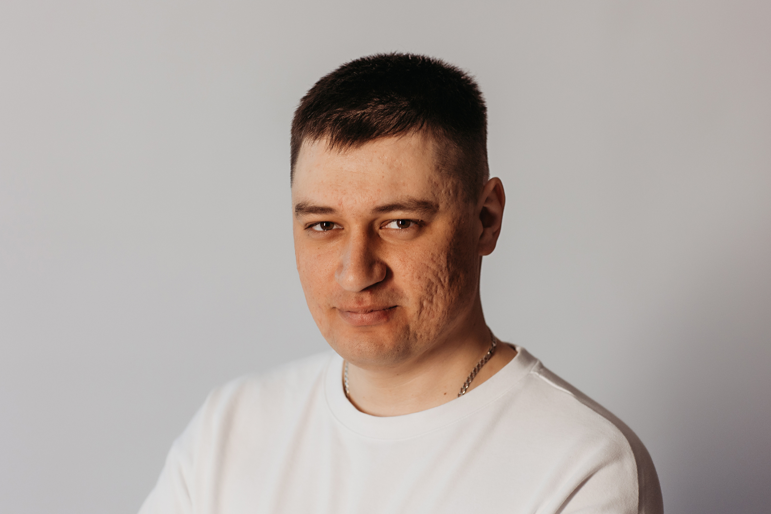 На фотофонах. Семейный фотограф Тюмень, фотограф на роды Салмина Мария