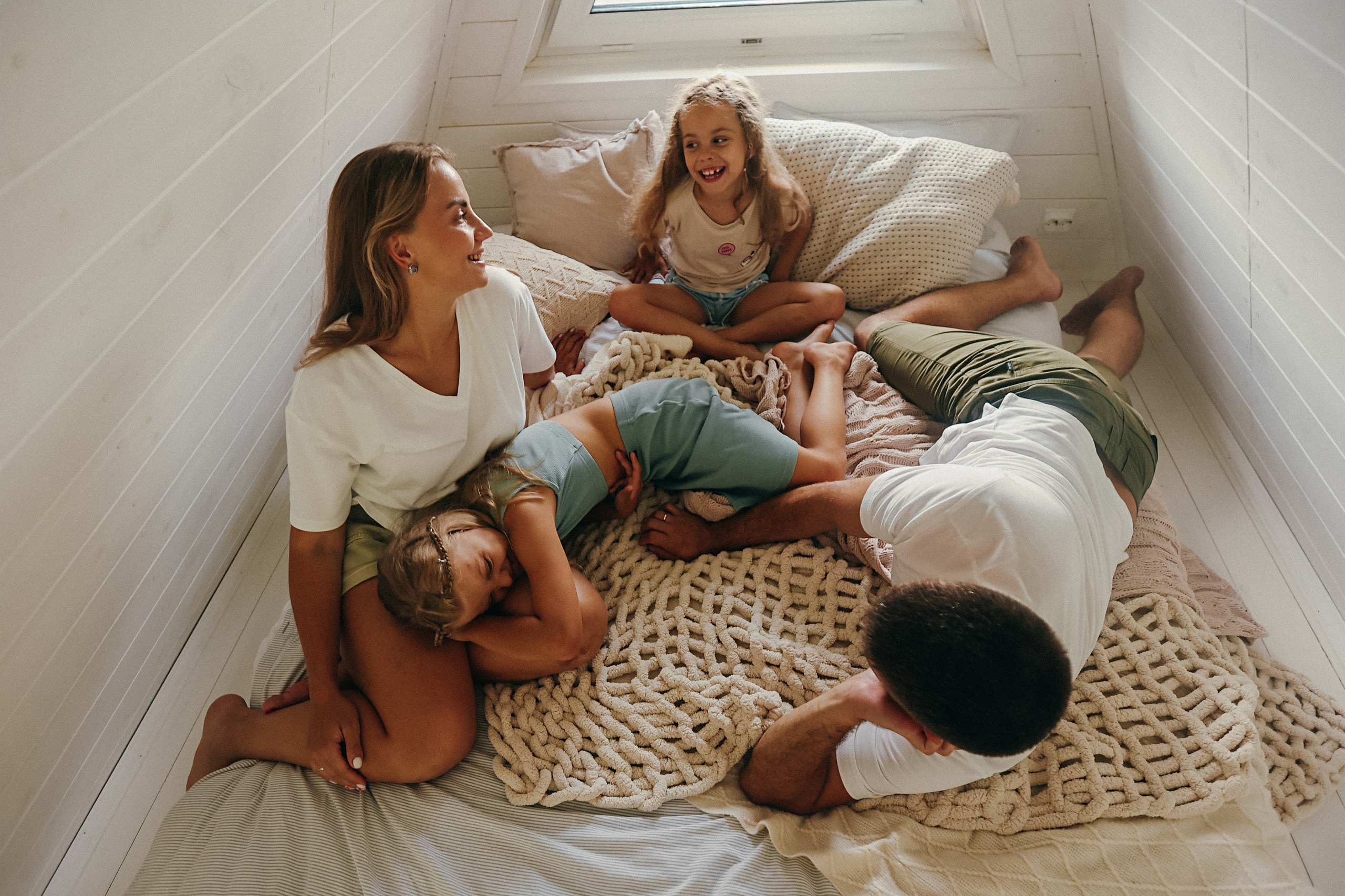 Сканди. Семейный фотограф Тюмень, фотограф на роды Салмина Мария