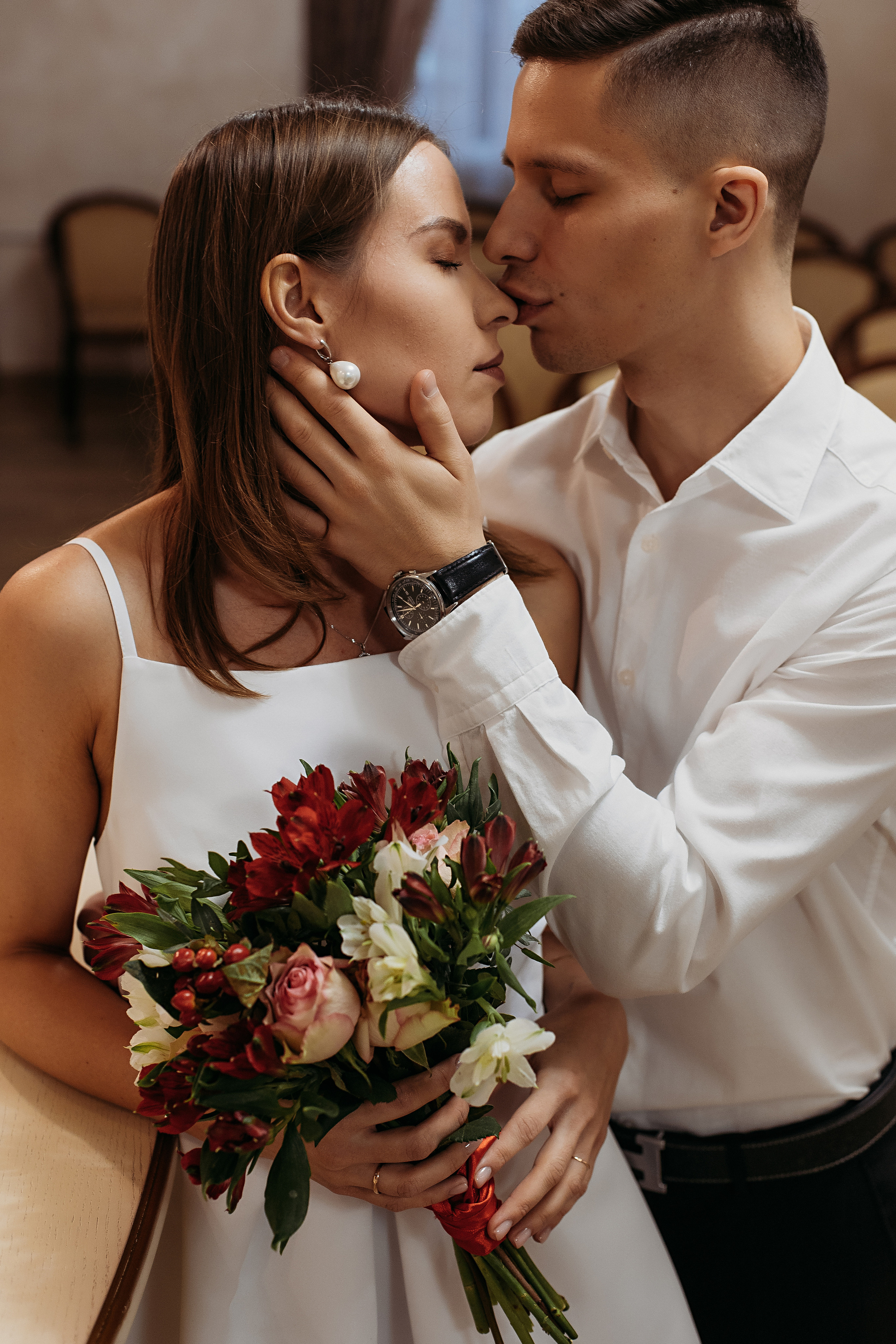 ЗАГС на Кирова. Семейный фотограф Тюмень, фотограф на роды Салмина Мария