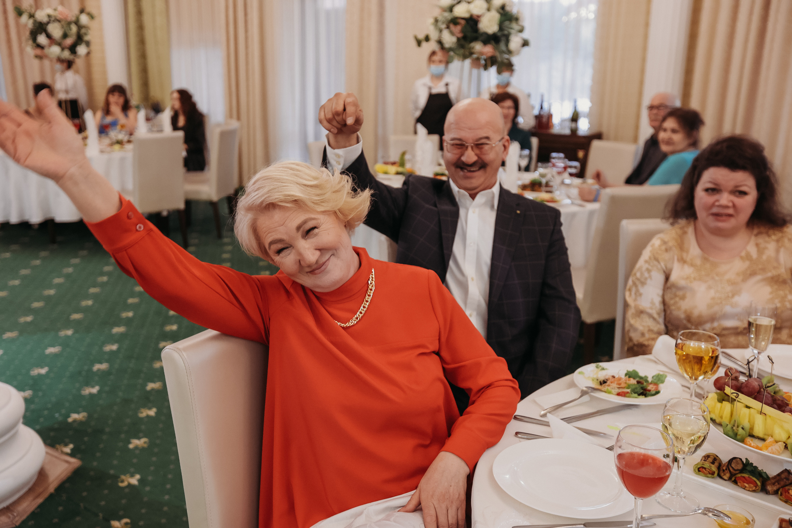 Банкет. Семейный фотограф Тюмень, фотограф на роды Салмина Мария