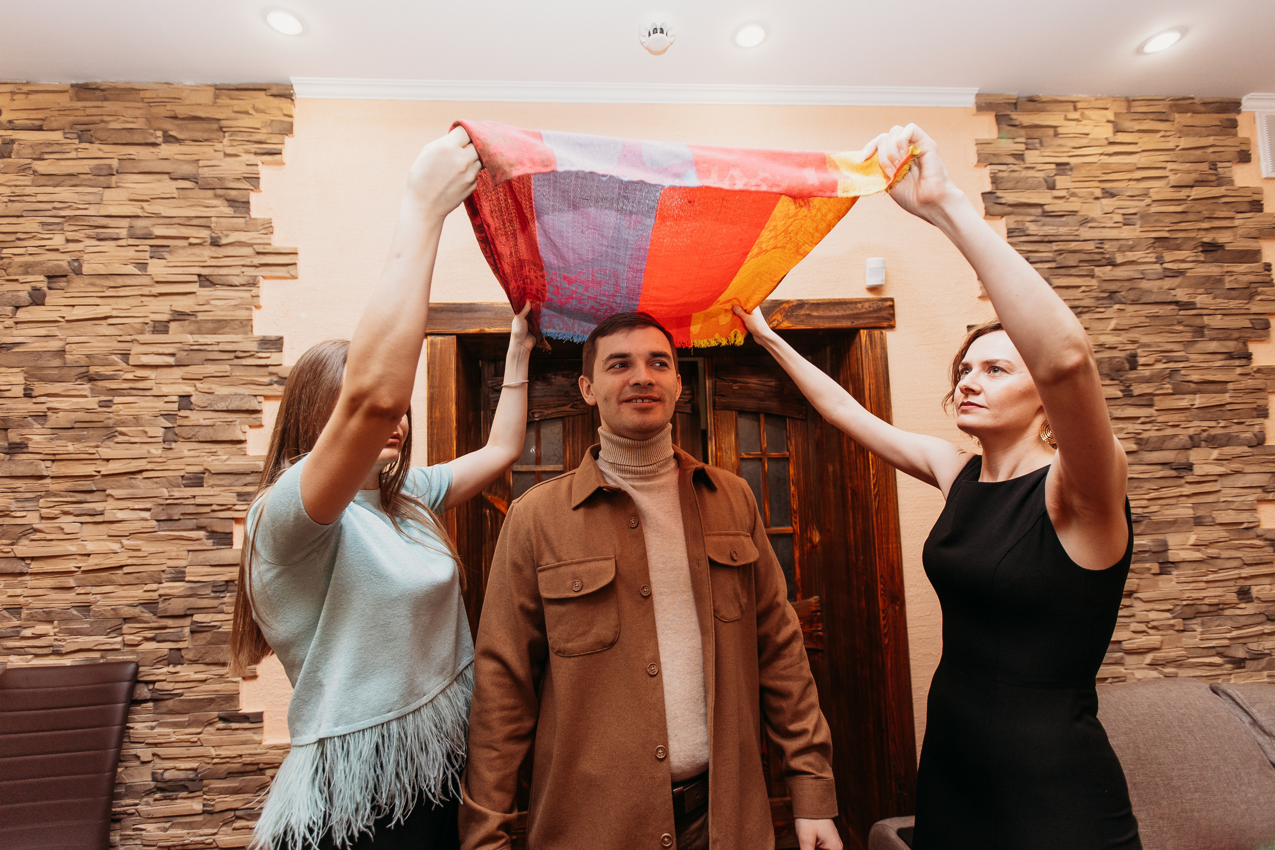 Банкет. Семейный фотограф Тюмень, фотограф на роды Салмина Мария