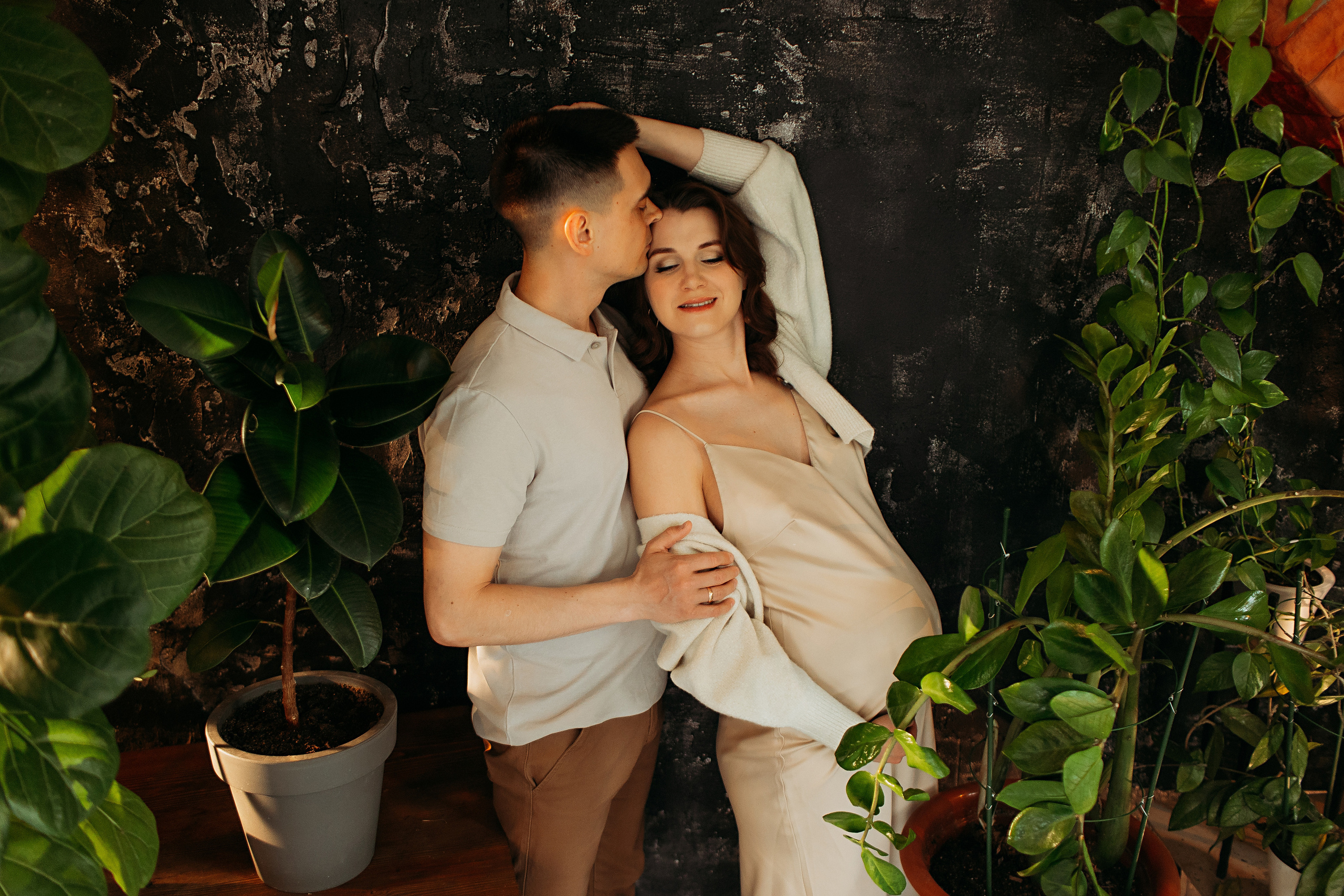 Фататум, малый зал. Семейный фотограф Тюмень, фотограф на роды Салмина Мария