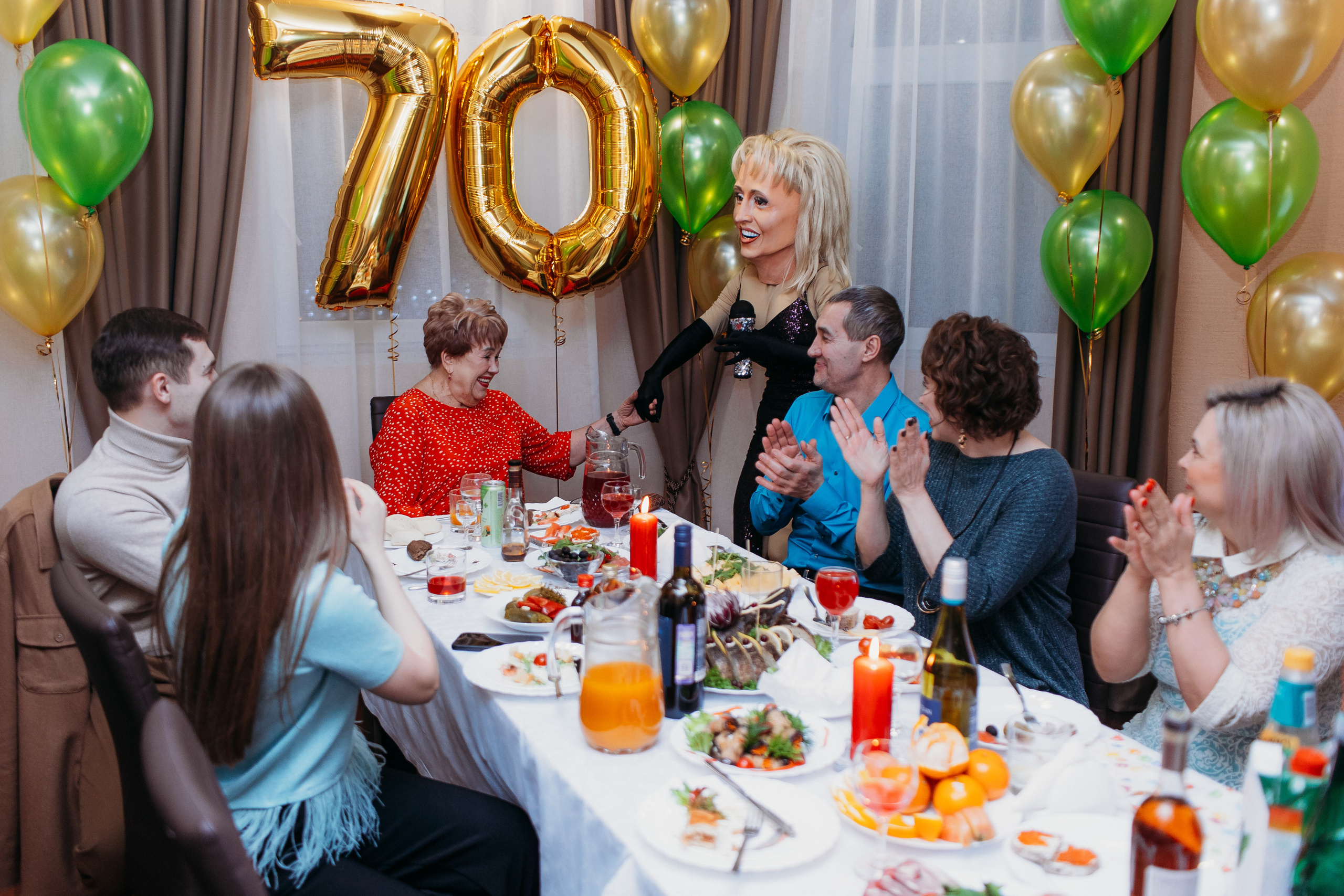 Банкет. Семейный фотограф Тюмень, фотограф на роды Салмина Мария