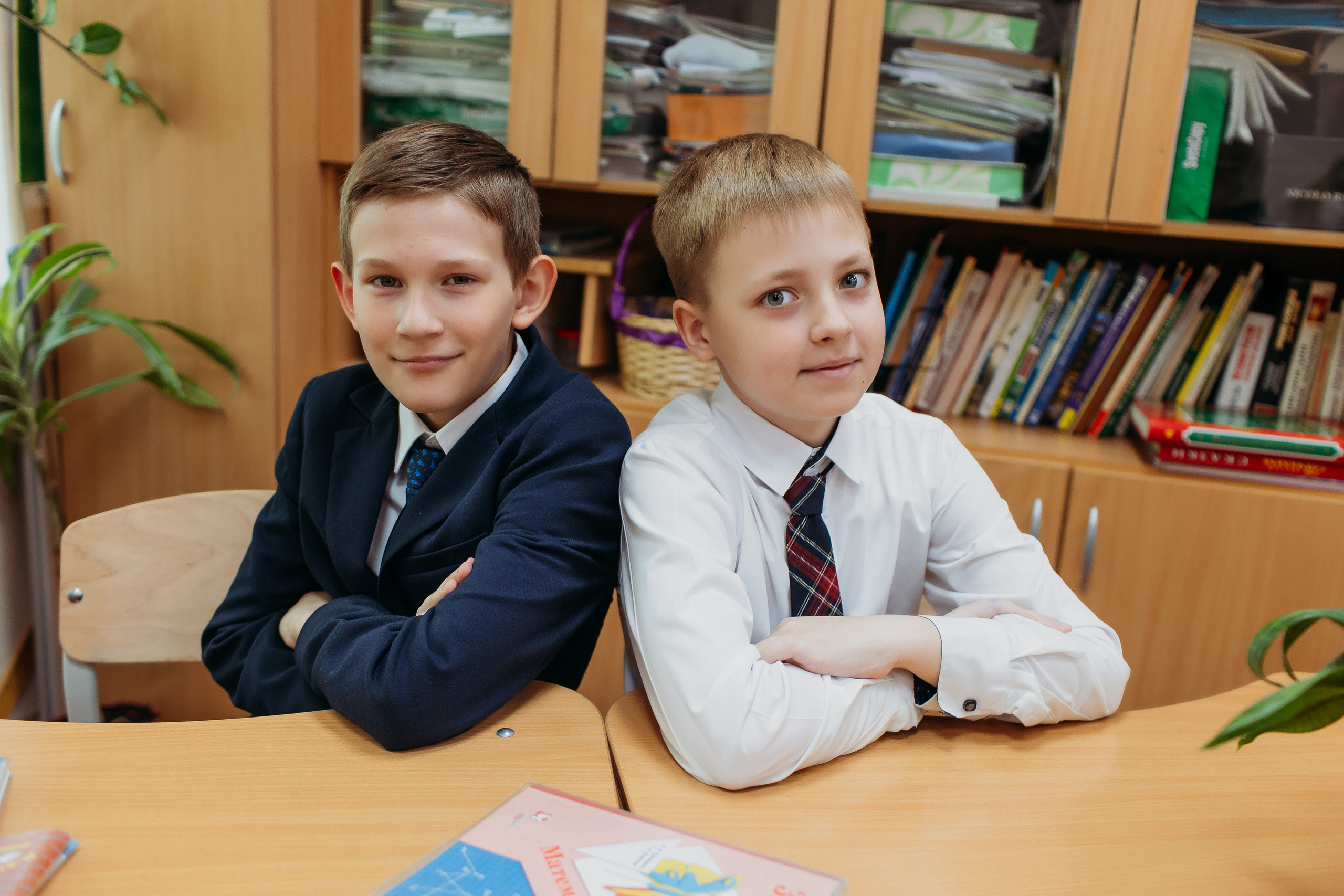 Школа 2 класс. Семейный фотограф Тюмень, фотограф на роды Салмина Мария