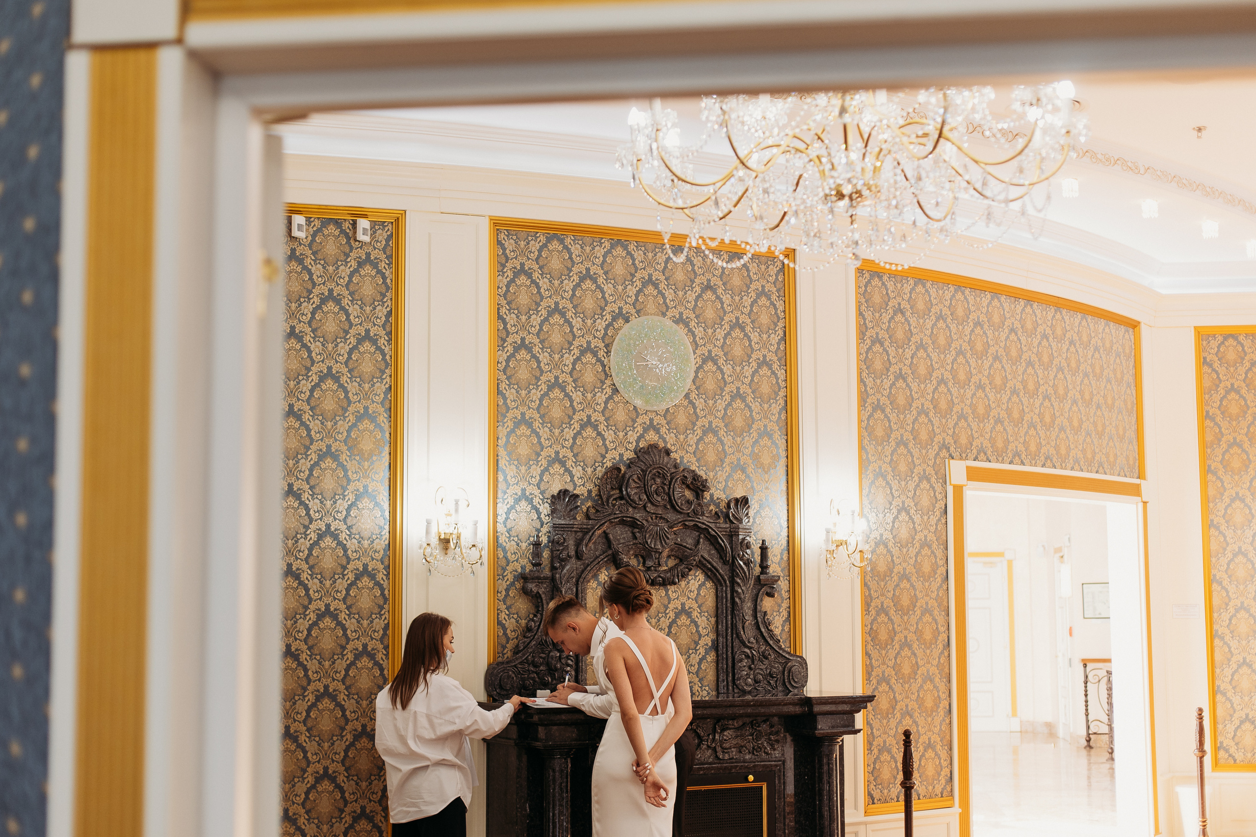 ЗАГС Малыгина. Семейный фотограф Тюмень, фотограф на роды Салмина Мария