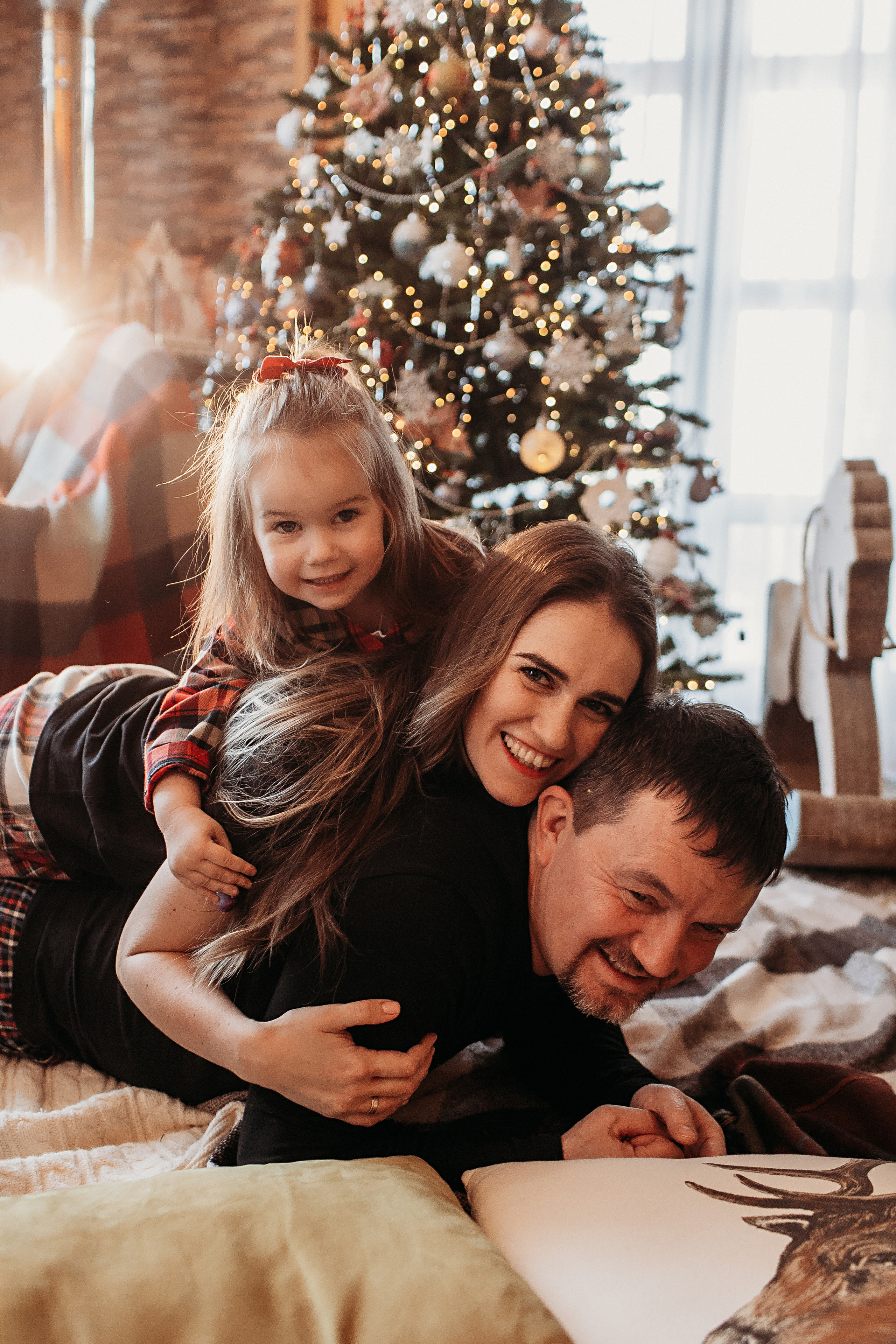 Тёплый новый год. Семейный фотограф Тюмень, фотограф на роды Салмина Мария