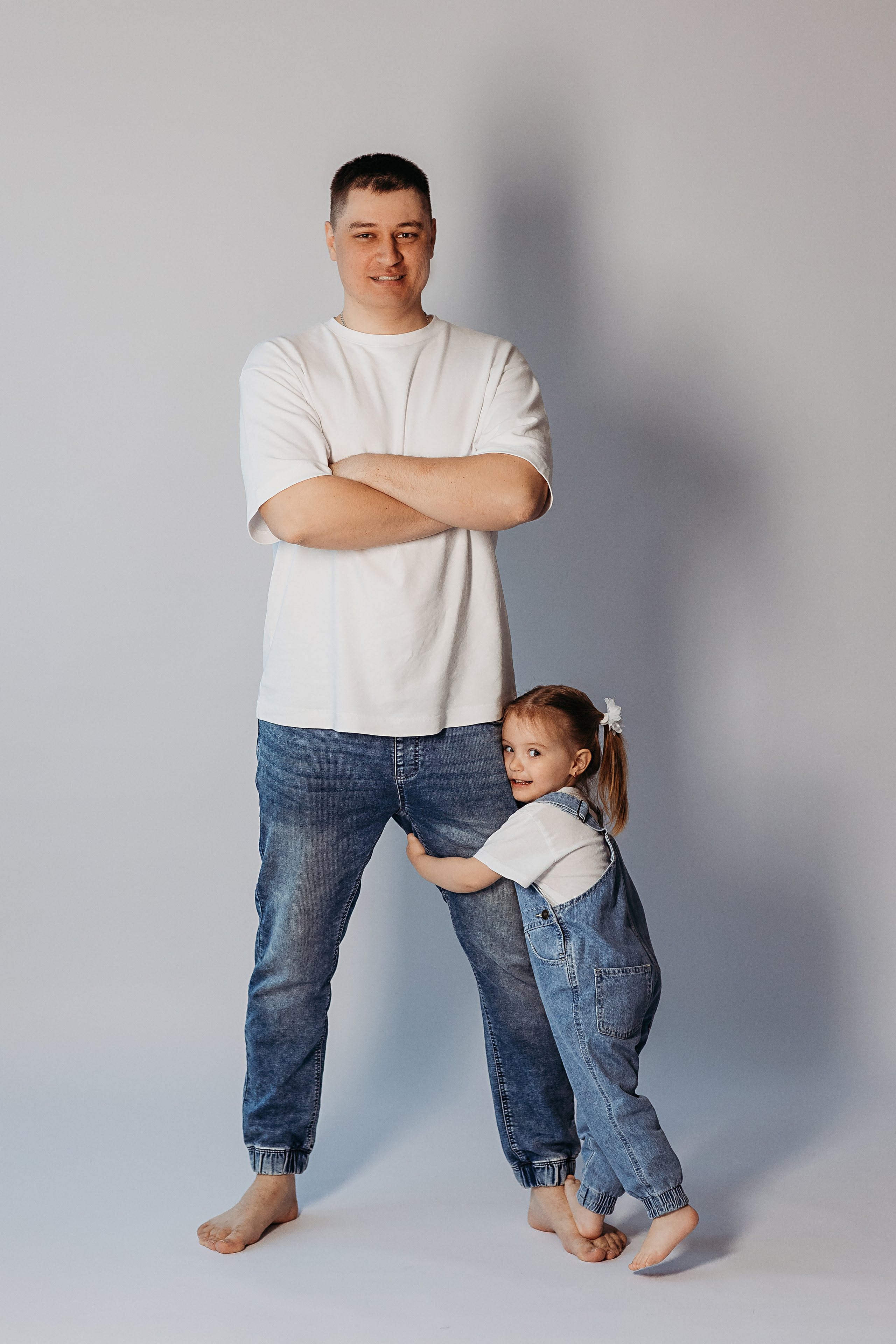 На фотофонах. Семейный фотограф Тюмень, фотограф на роды Салмина Мария