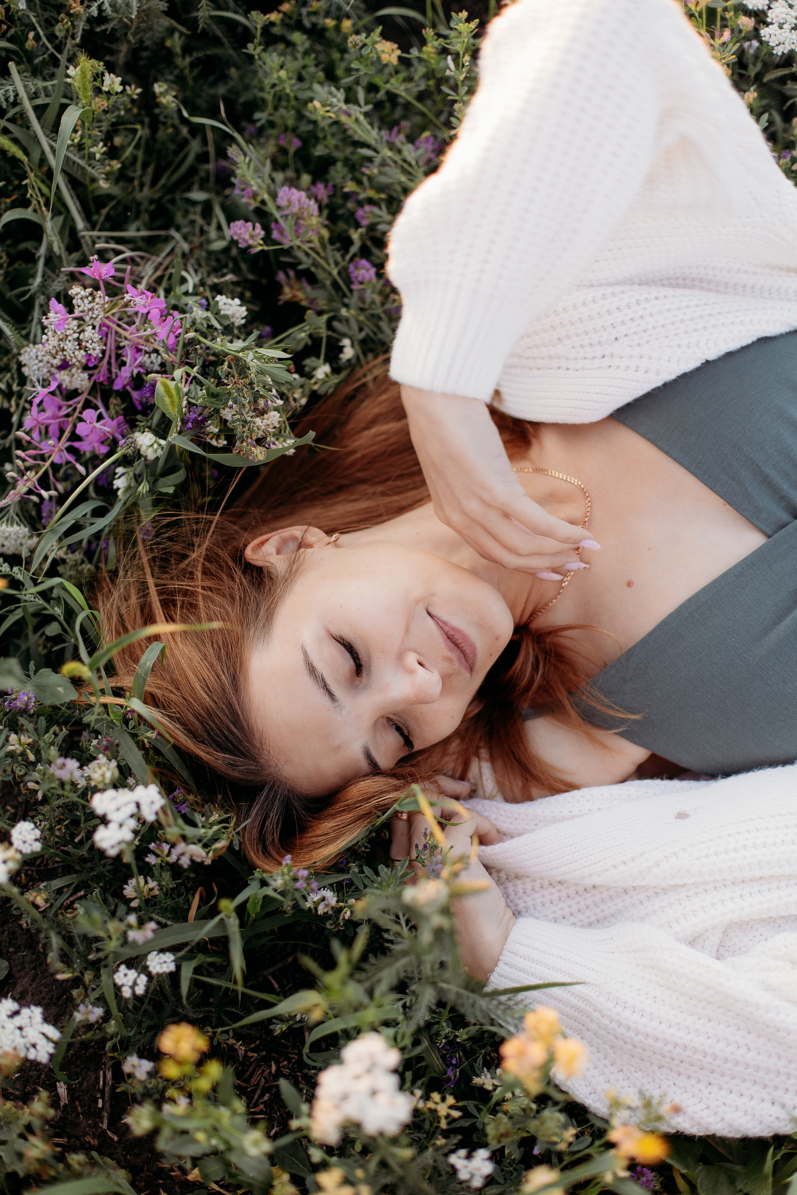 Поле. Семейный фотограф Тюмень, фотограф на роды Салмина Мария