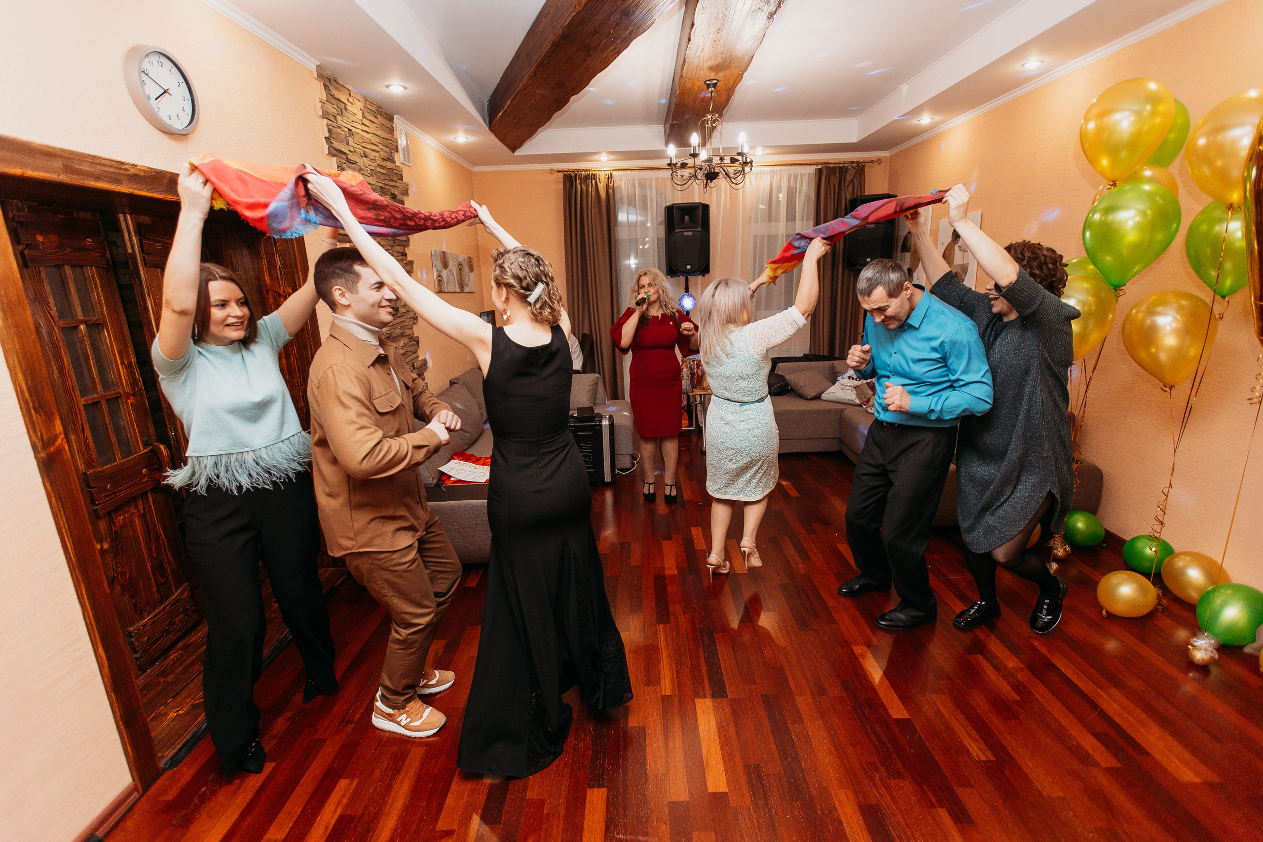 Банкет. Семейный фотограф Тюмень, фотограф на роды Салмина Мария