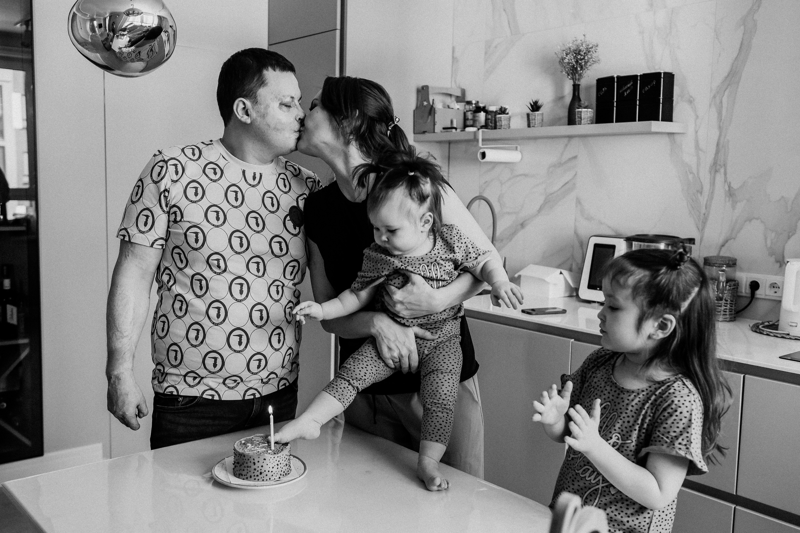 1 годик. Семейный фотограф Тюмень, фотограф на роды Салмина Мария