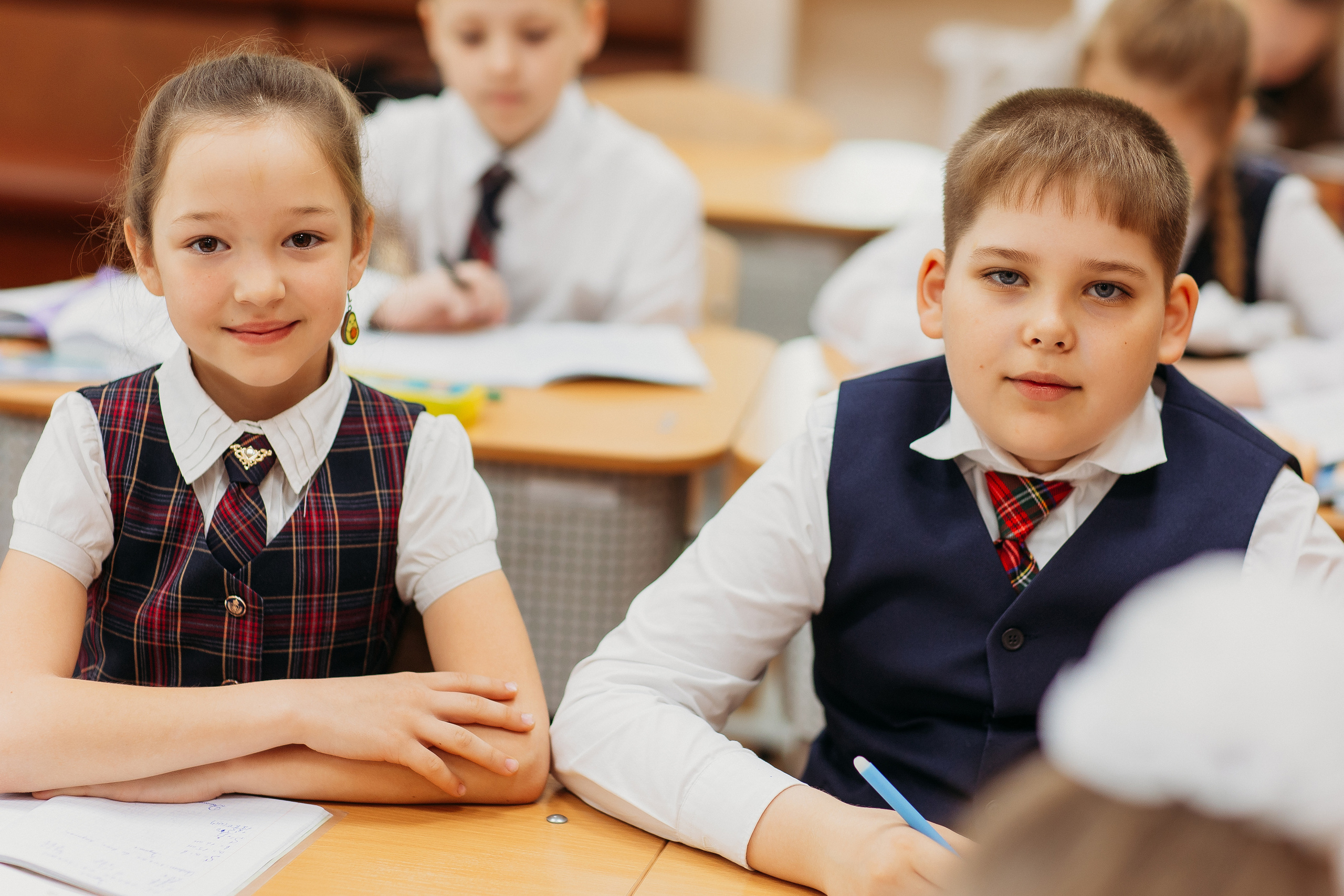 Школа 2 класс. Семейный фотограф Тюмень, фотограф на роды Салмина Мария