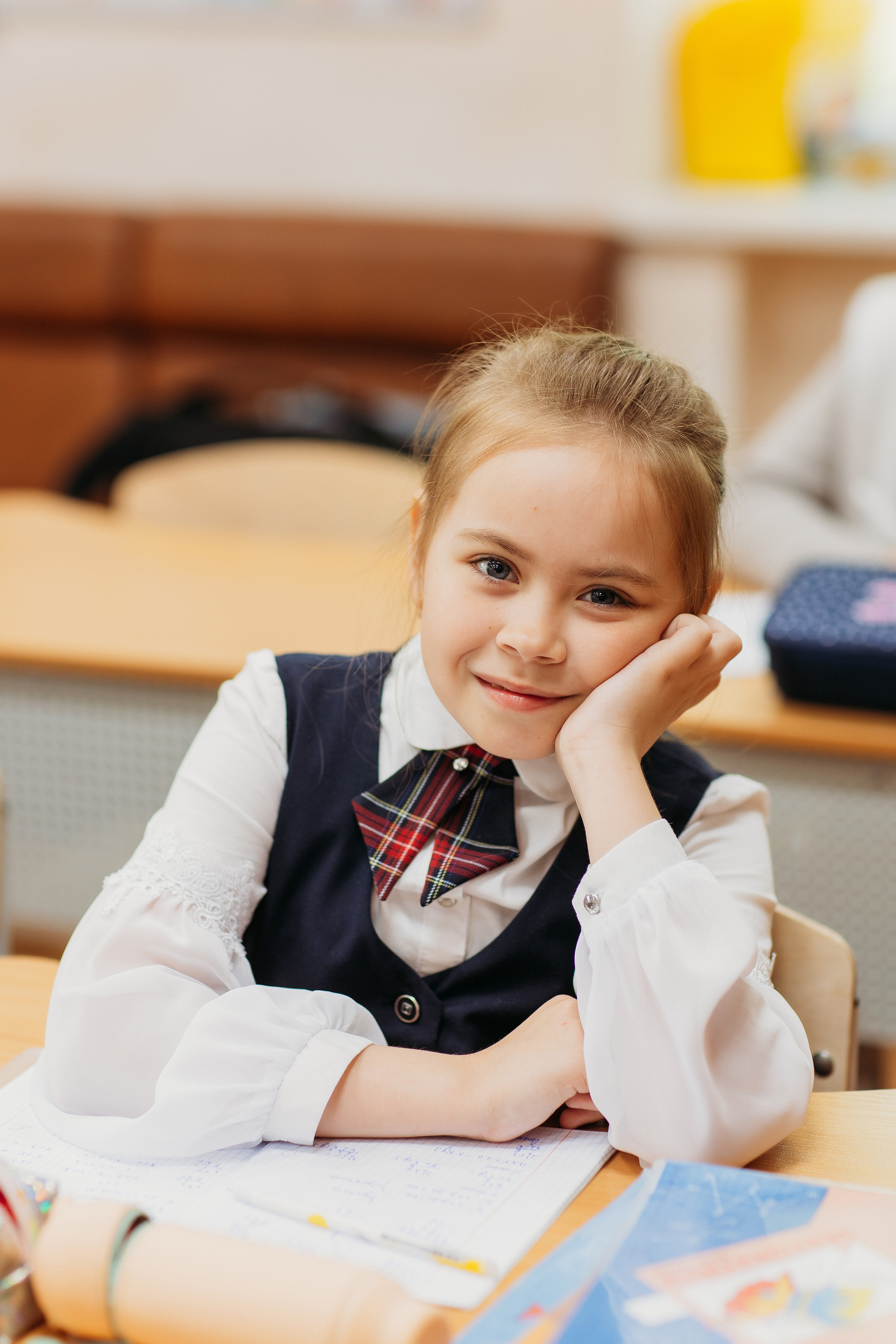 Школа 2 класс. Семейный фотограф Тюмень, фотограф на роды Салмина Мария