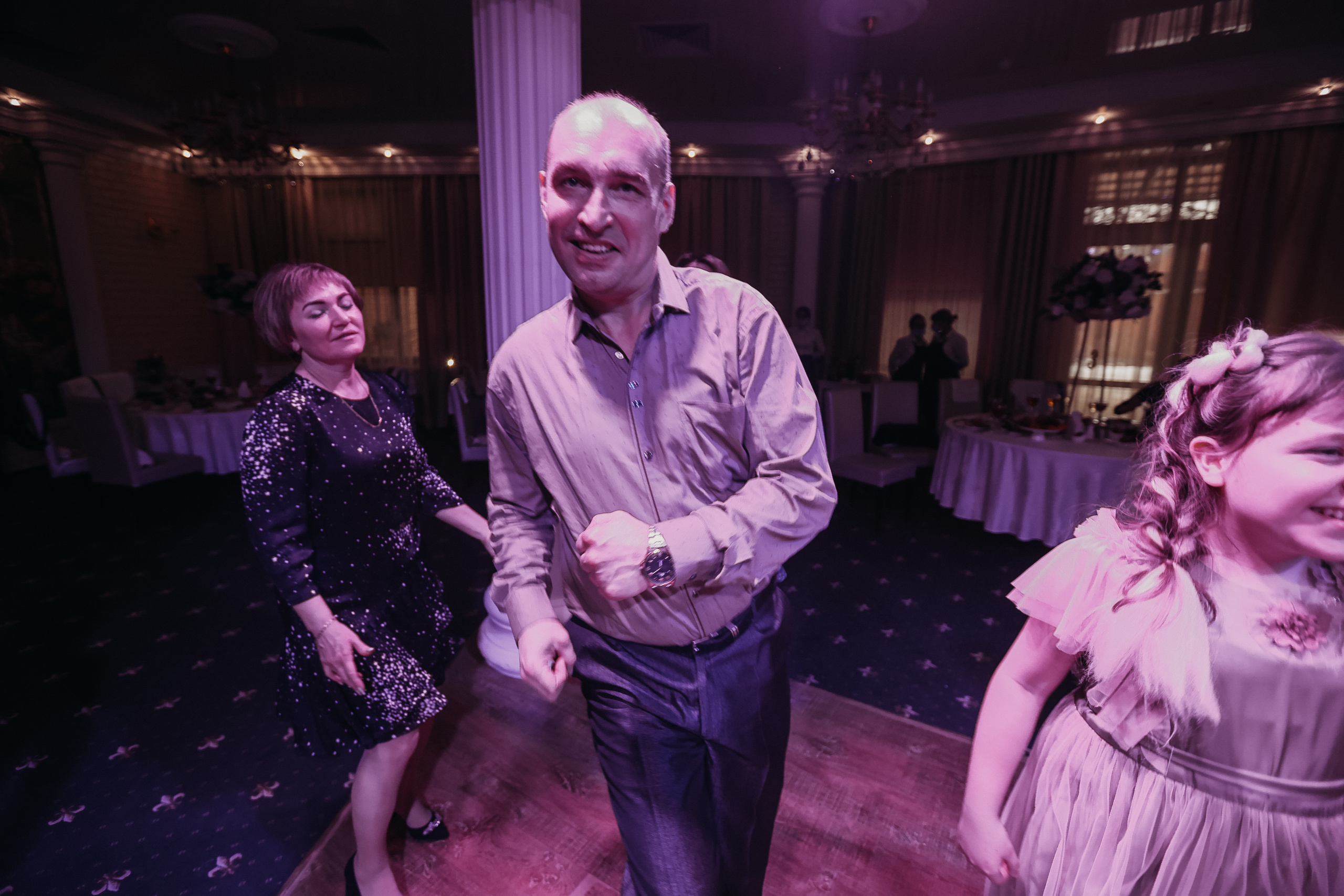 Банкет. Семейный фотограф Тюмень, фотограф на роды Салмина Мария