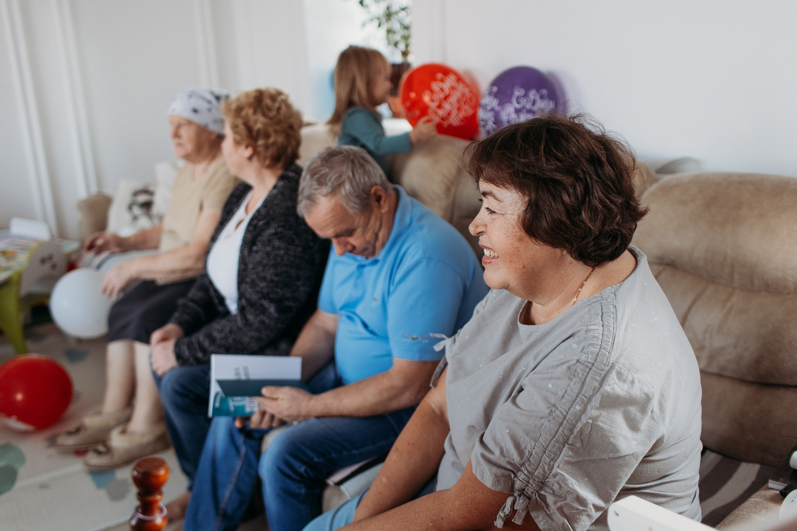Большая семья. Семейный фотограф Тюмень, фотограф на роды Салмина Мария