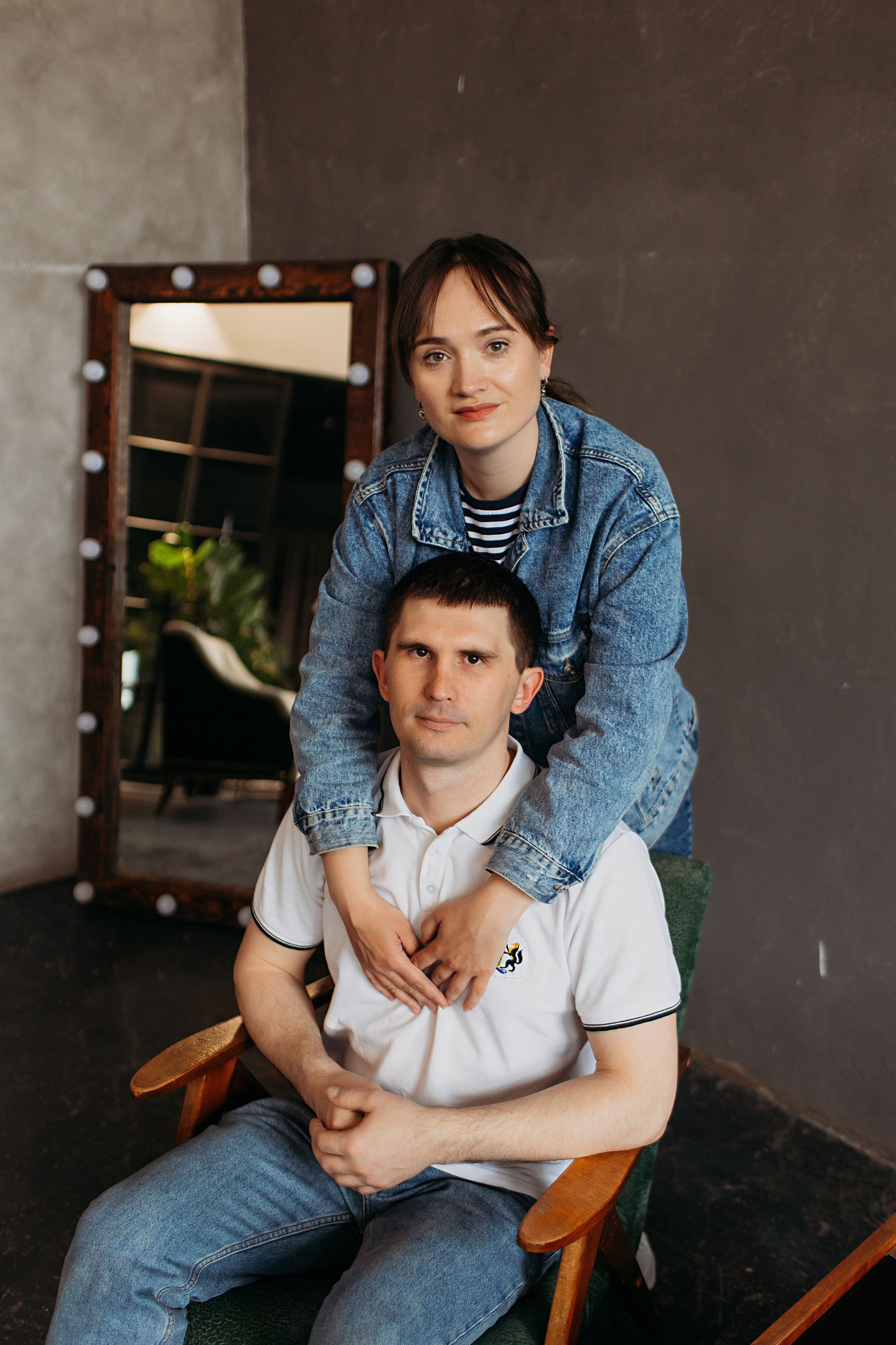 Лофт пространство Наше место. Семейный фотограф Тюмень, фотограф на роды Салмина Мария