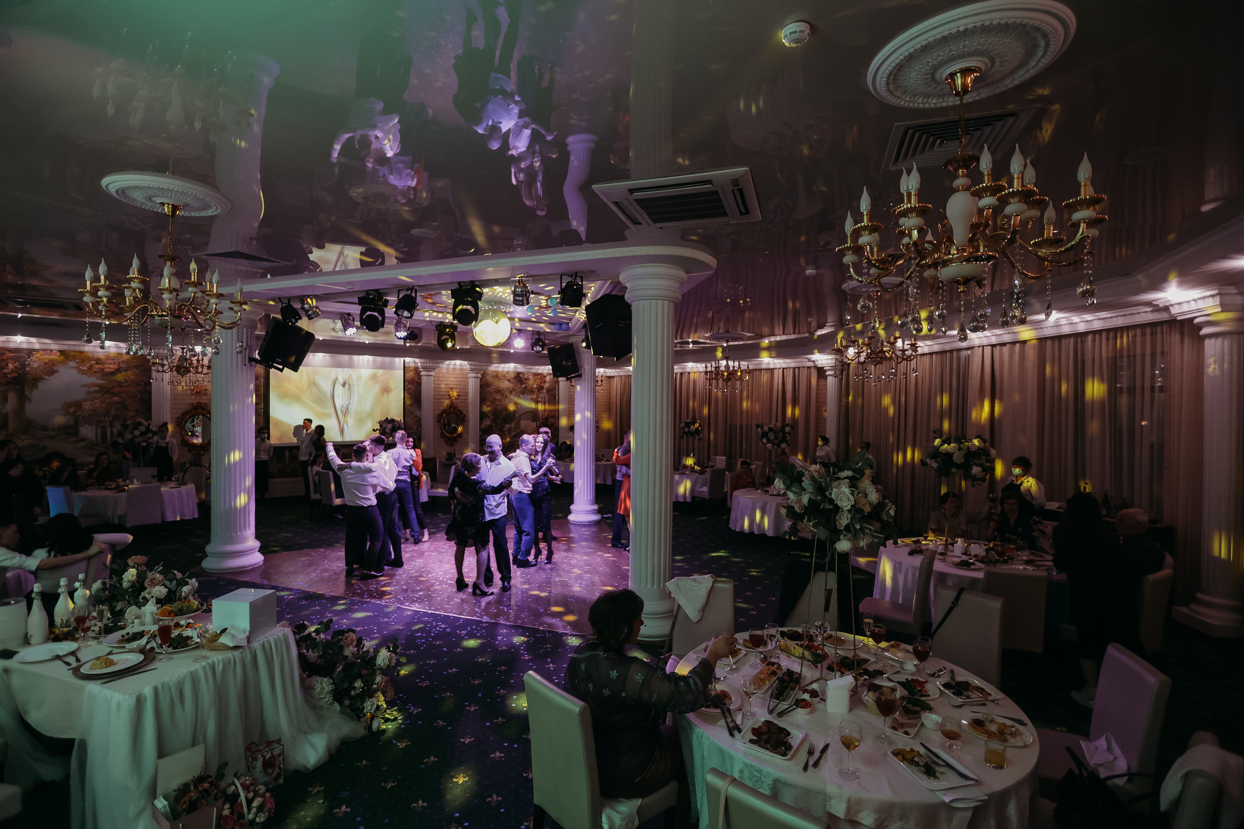 Банкет. Семейный фотограф Тюмень, фотограф на роды Салмина Мария