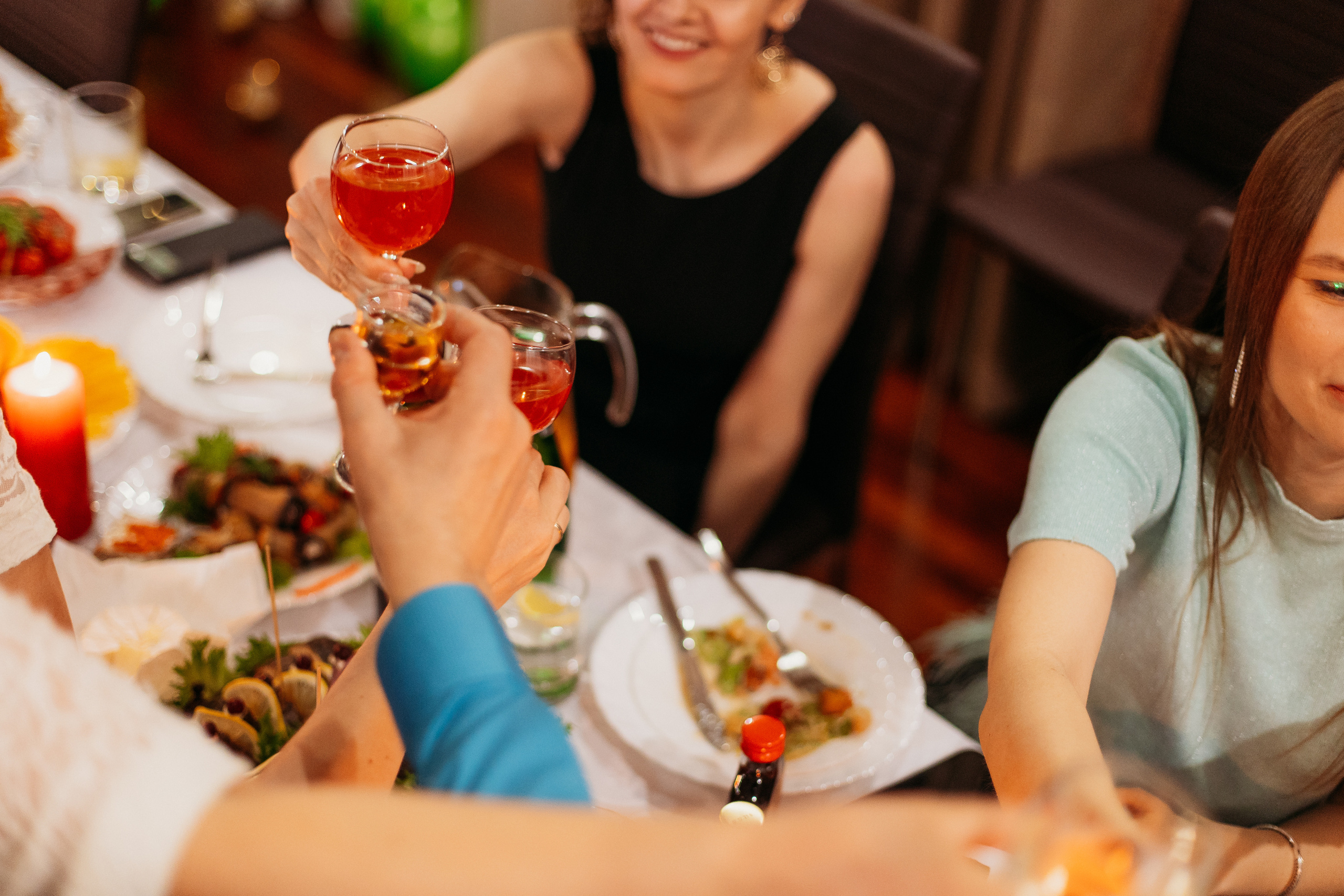 Банкет. Семейный фотограф Тюмень, фотограф на роды Салмина Мария