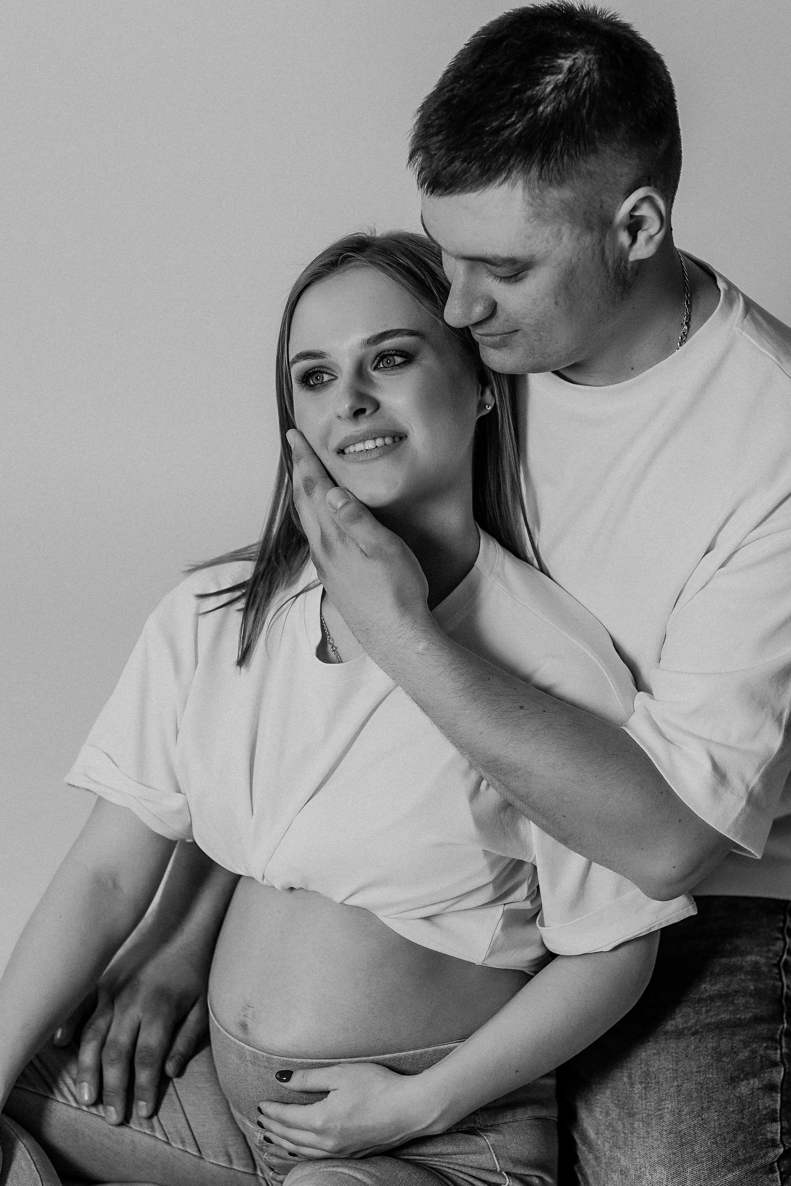 На фотофонах. Семейный фотограф Тюмень, фотограф на роды Салмина Мария