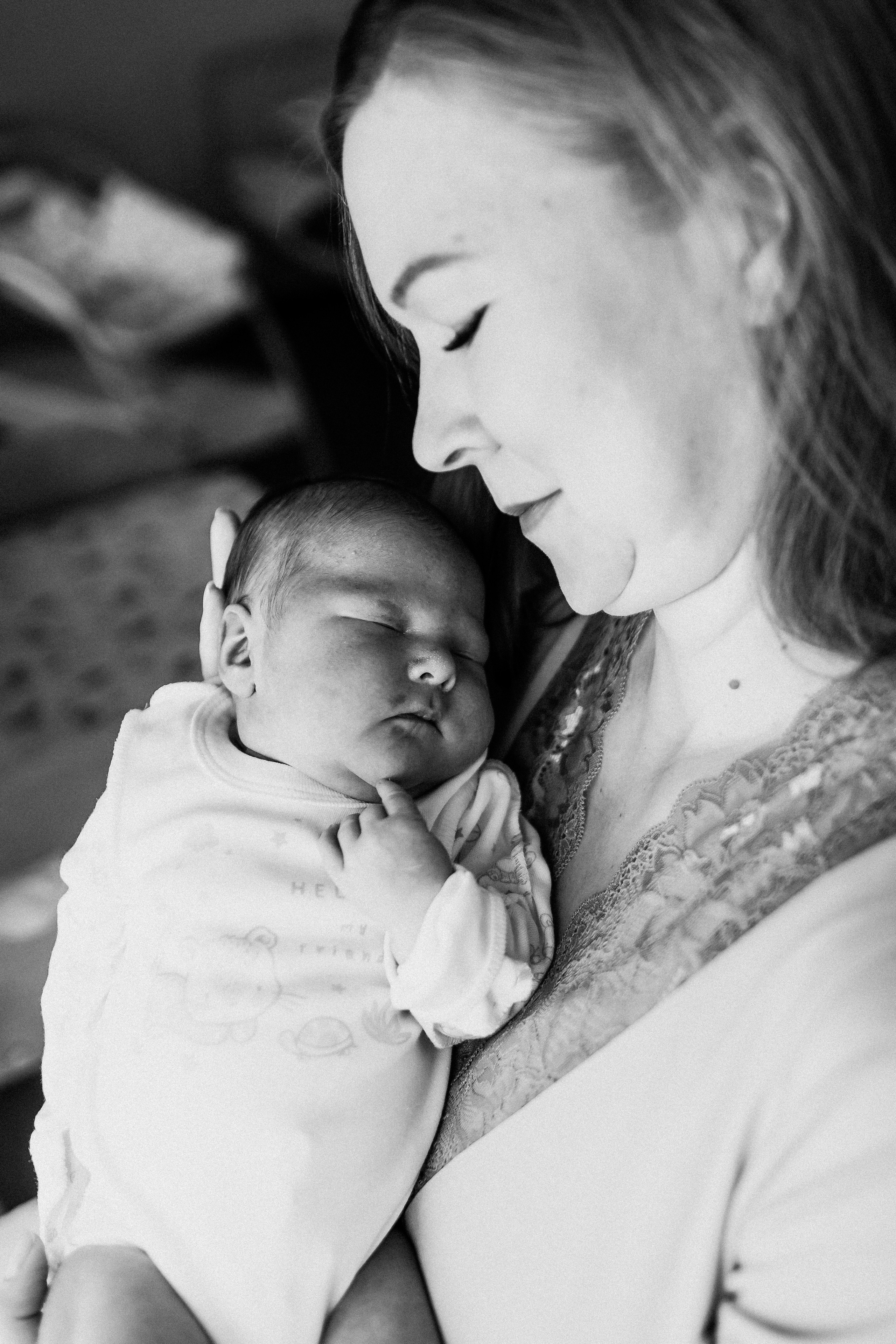 Выписка с палатой. Семейный фотограф Тюмень, фотограф на роды Салмина Мария