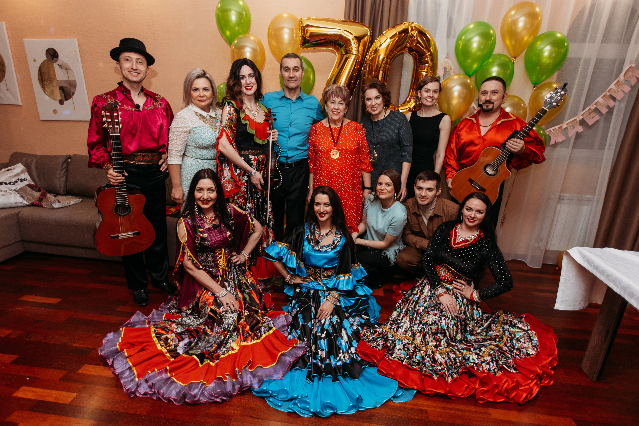 Банкет. Семейный фотограф Тюмень, фотограф на роды Салмина Мария