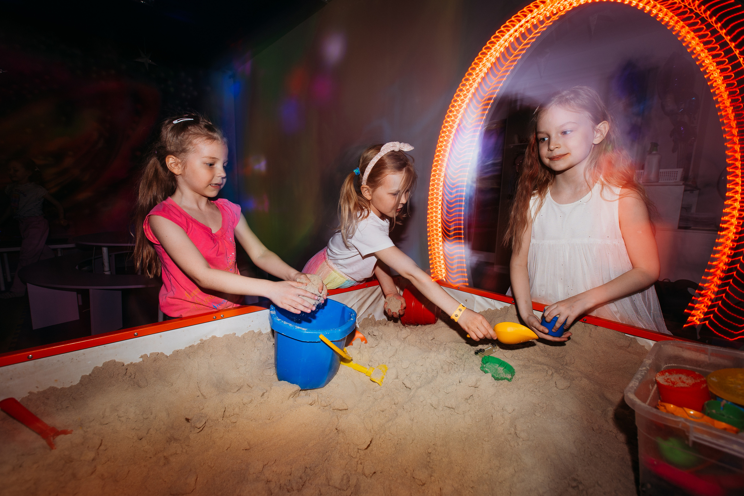 5 лет, день рождения в НЕО. Семейный фотограф Тюмень, фотограф на роды Салмина Мария