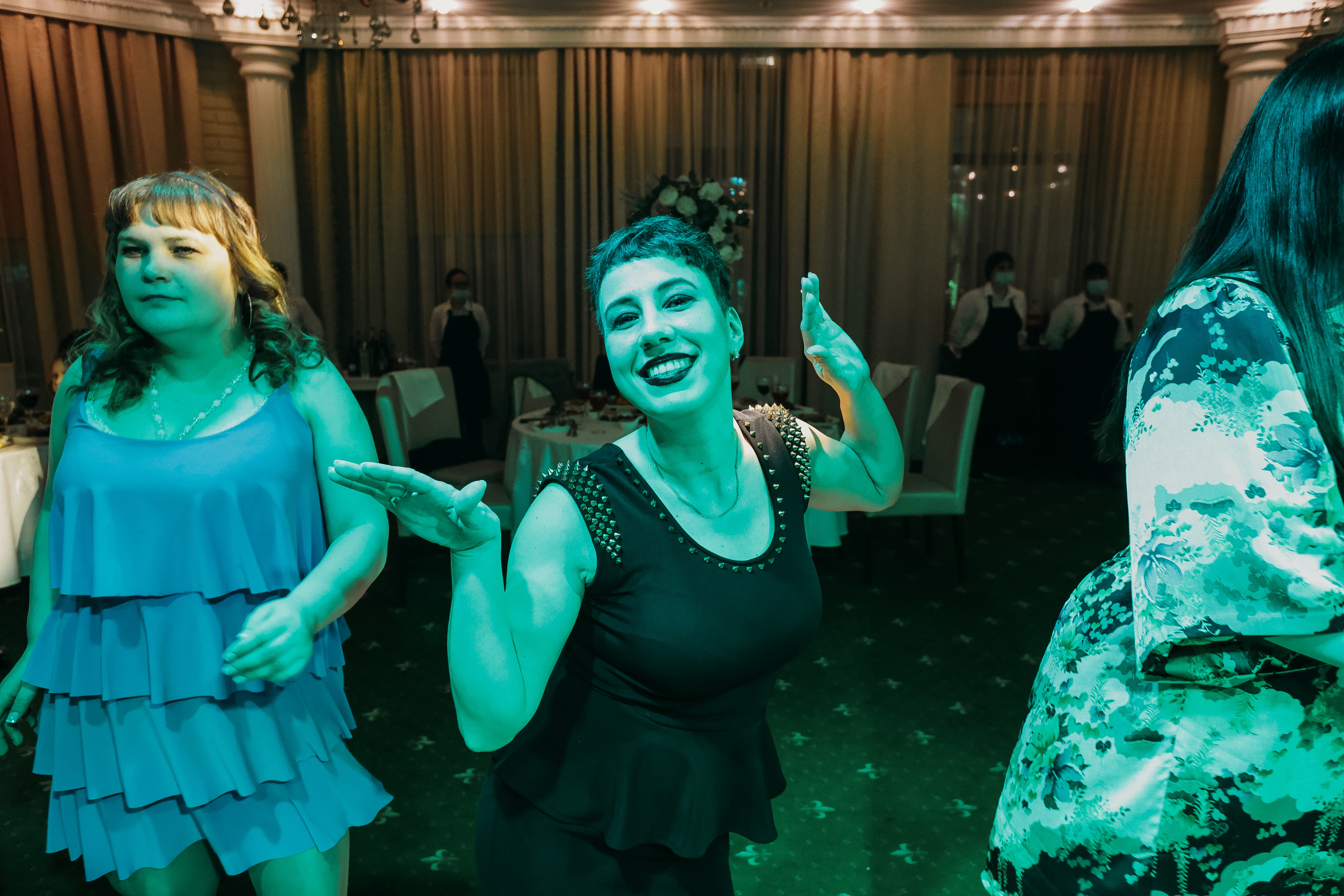 Банкет. Семейный фотограф Тюмень, фотограф на роды Салмина Мария