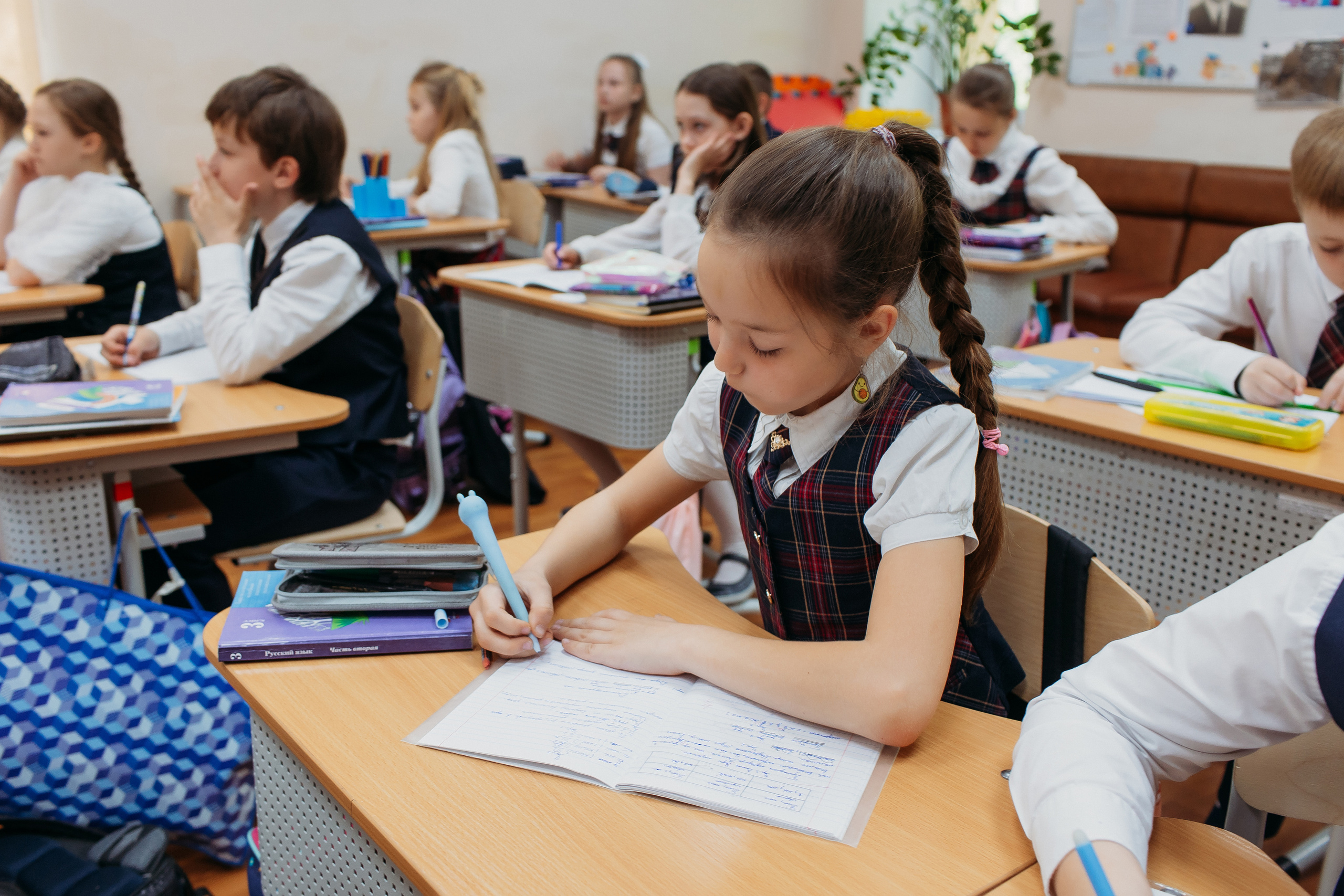 Школа 2 класс. Семейный фотограф Тюмень, фотограф на роды Салмина Мария