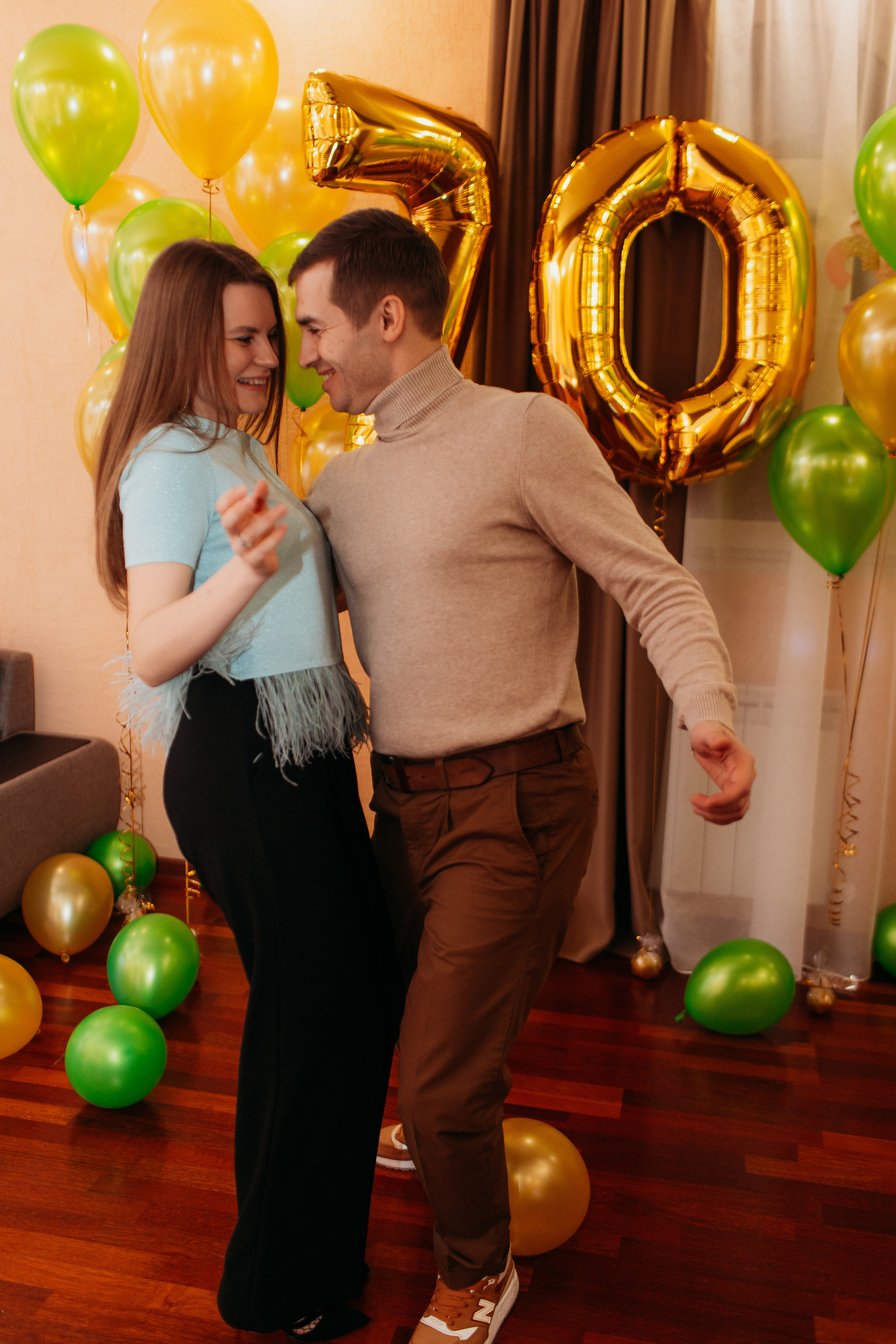 Банкет. Семейный фотограф Тюмень, фотограф на роды Салмина Мария