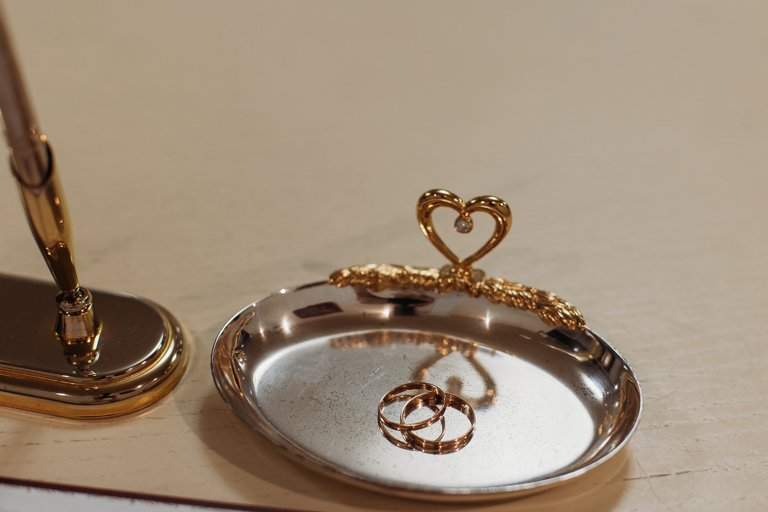 ЗАГС на Кирова. Семейный фотограф Тюмень, фотограф на роды Салмина Мария