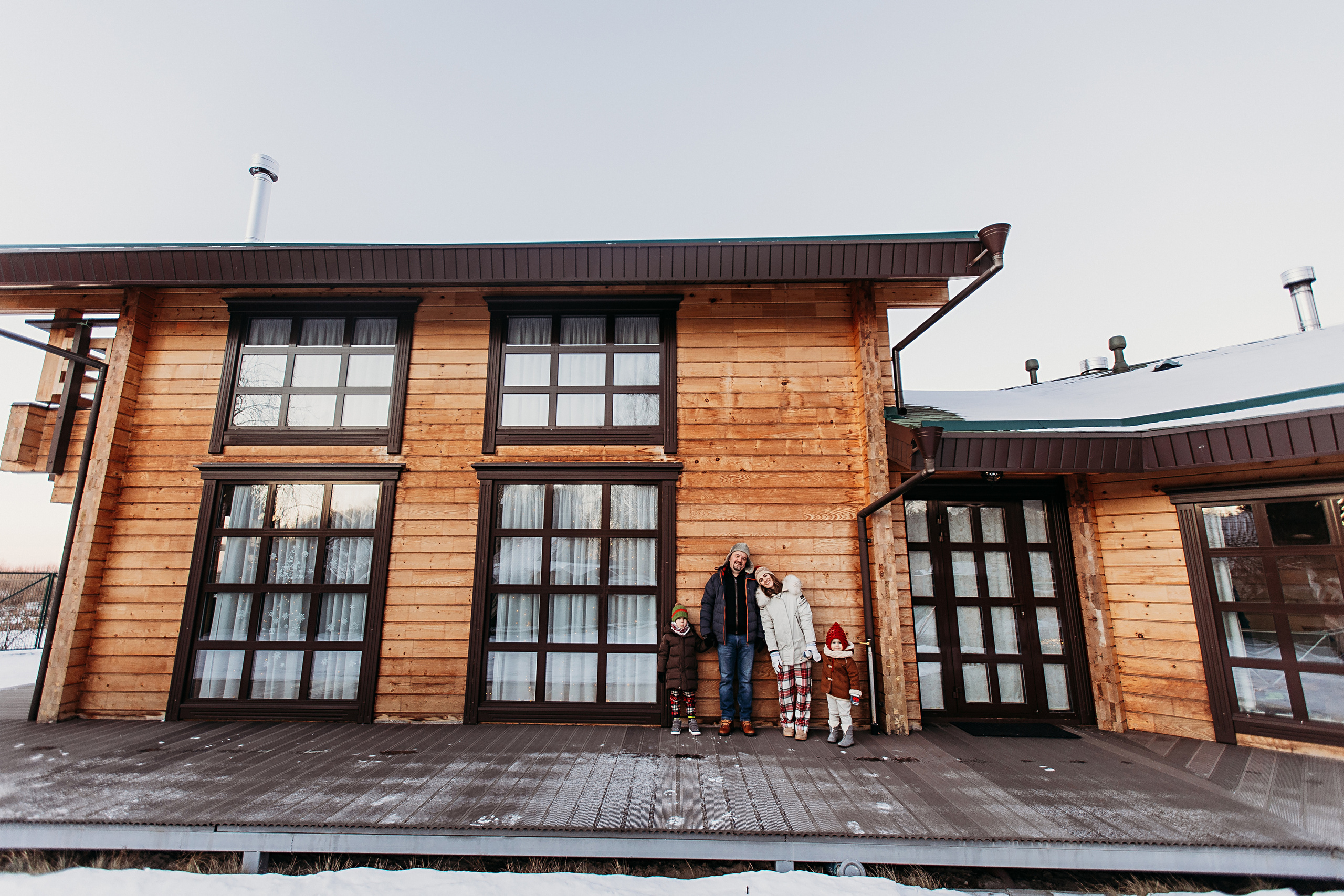 Тёплый новый год. Семейный фотограф Тюмень, фотограф на роды Салмина Мария