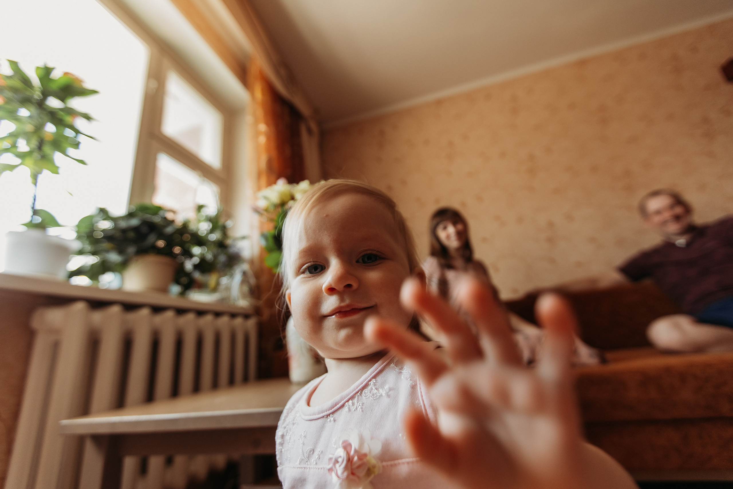 Дома. Семейный фотограф Тюмень, фотограф на роды Салмина Мария