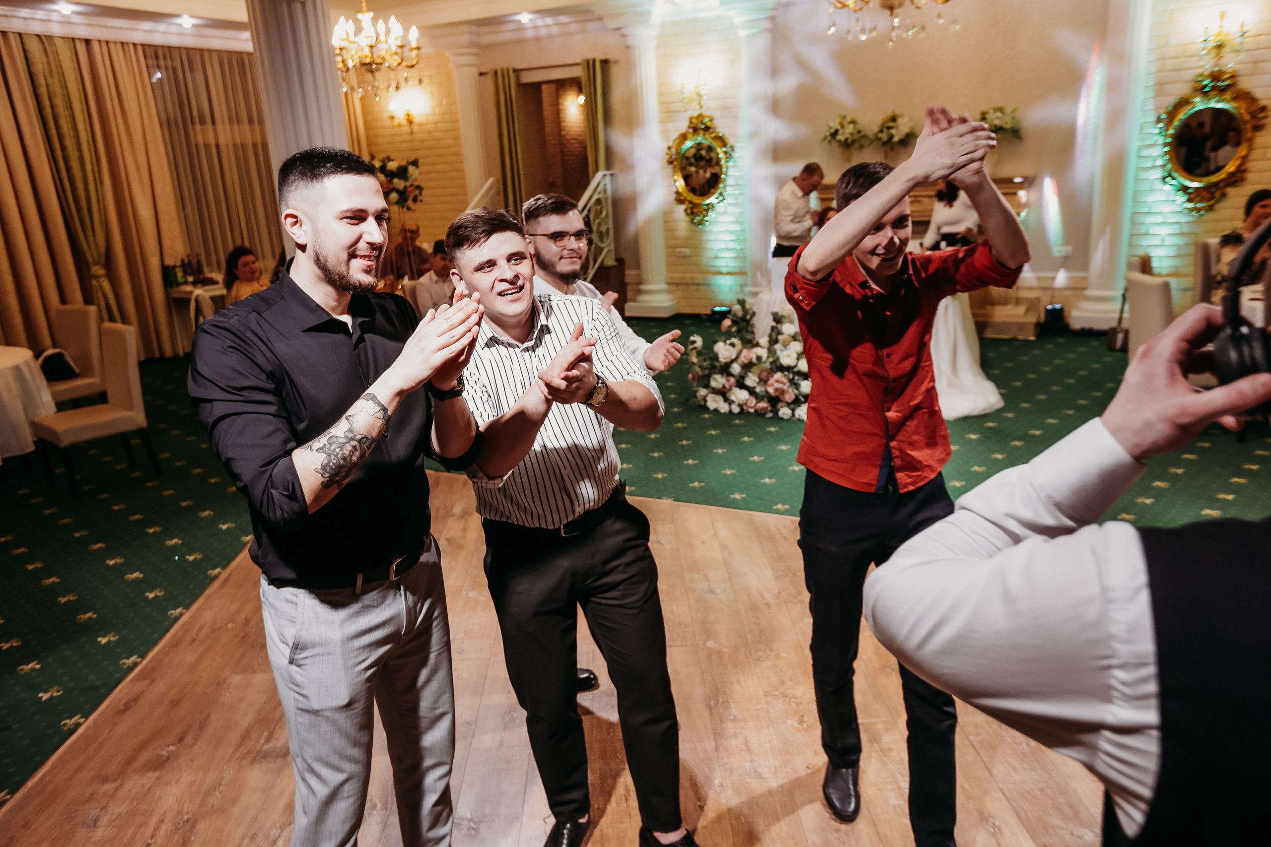 Банкет. Семейный фотограф Тюмень, фотограф на роды Салмина Мария