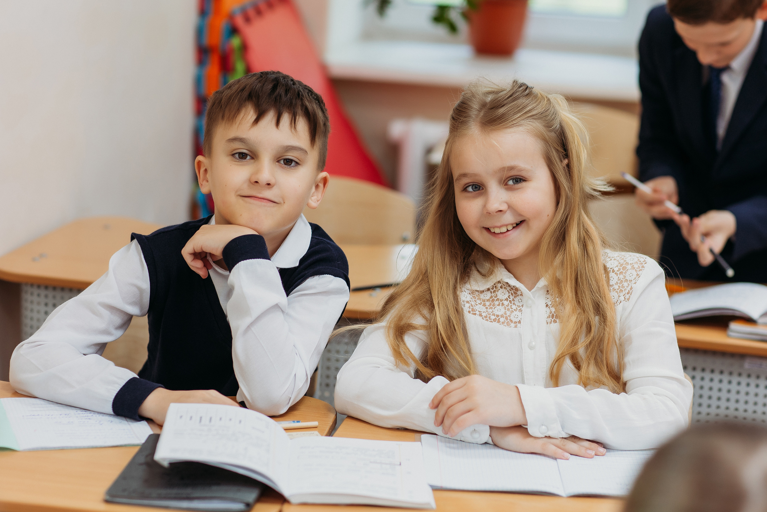 Школа 2 класс. Семейный фотограф Тюмень, фотограф на роды Салмина Мария