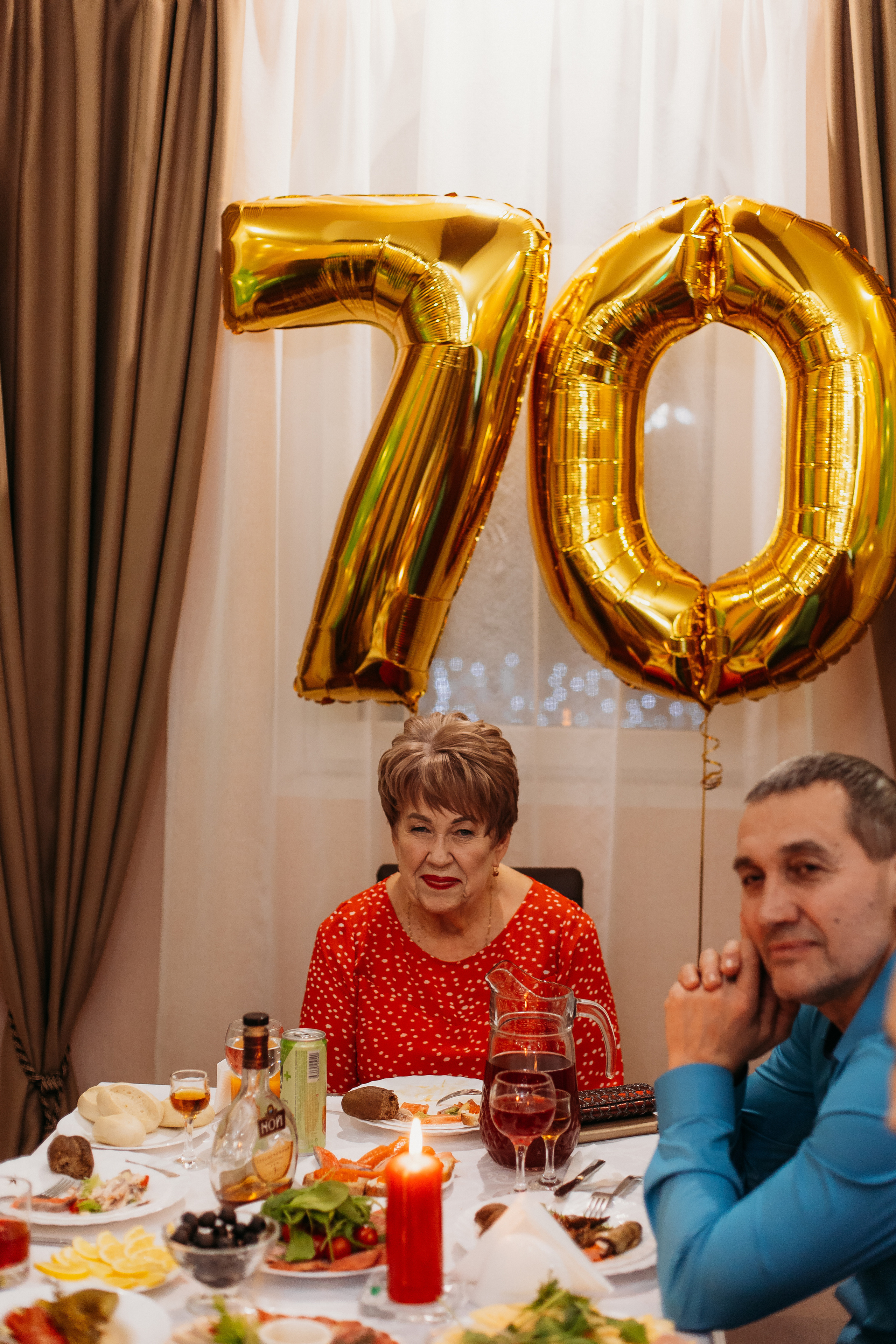 Банкет. Семейный фотограф Тюмень, фотограф на роды Салмина Мария