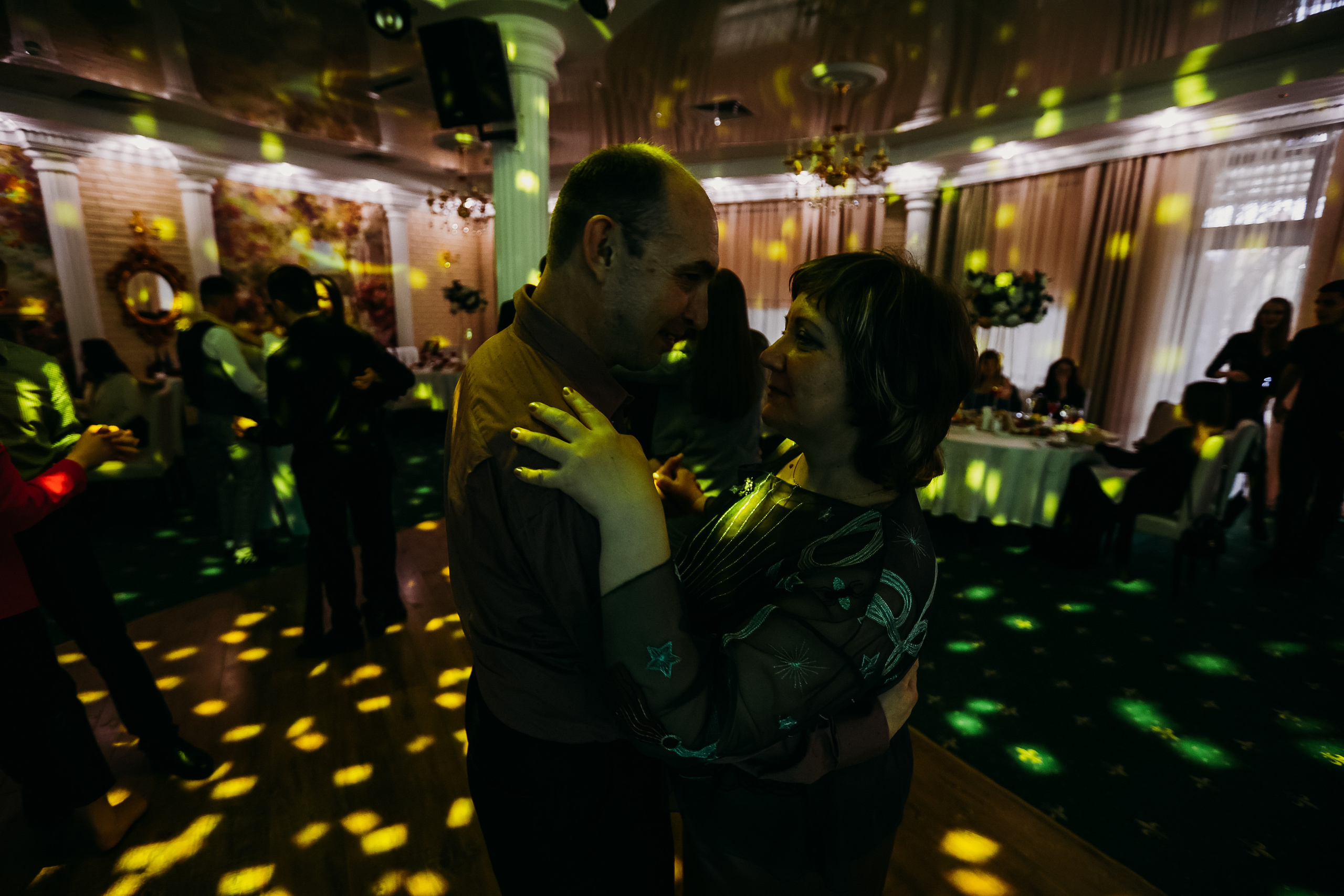 Банкет. Семейный фотограф Тюмень, фотограф на роды Салмина Мария