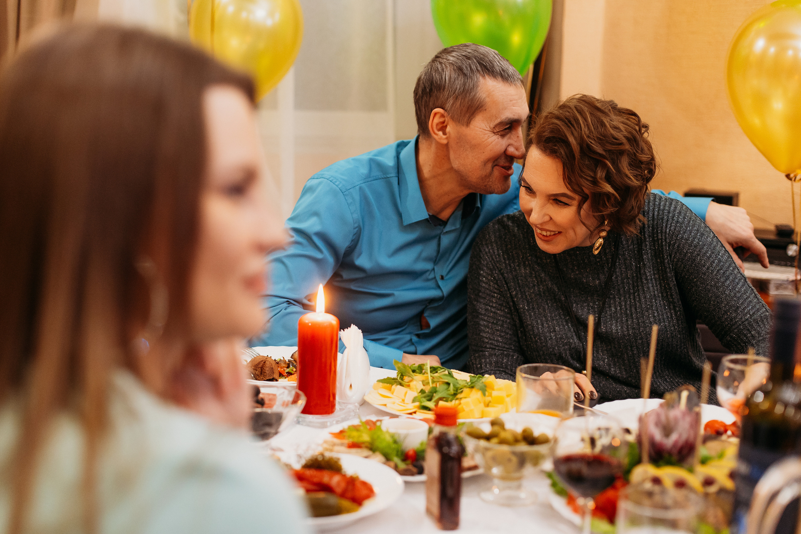 Банкет. Семейный фотограф Тюмень, фотограф на роды Салмина Мария