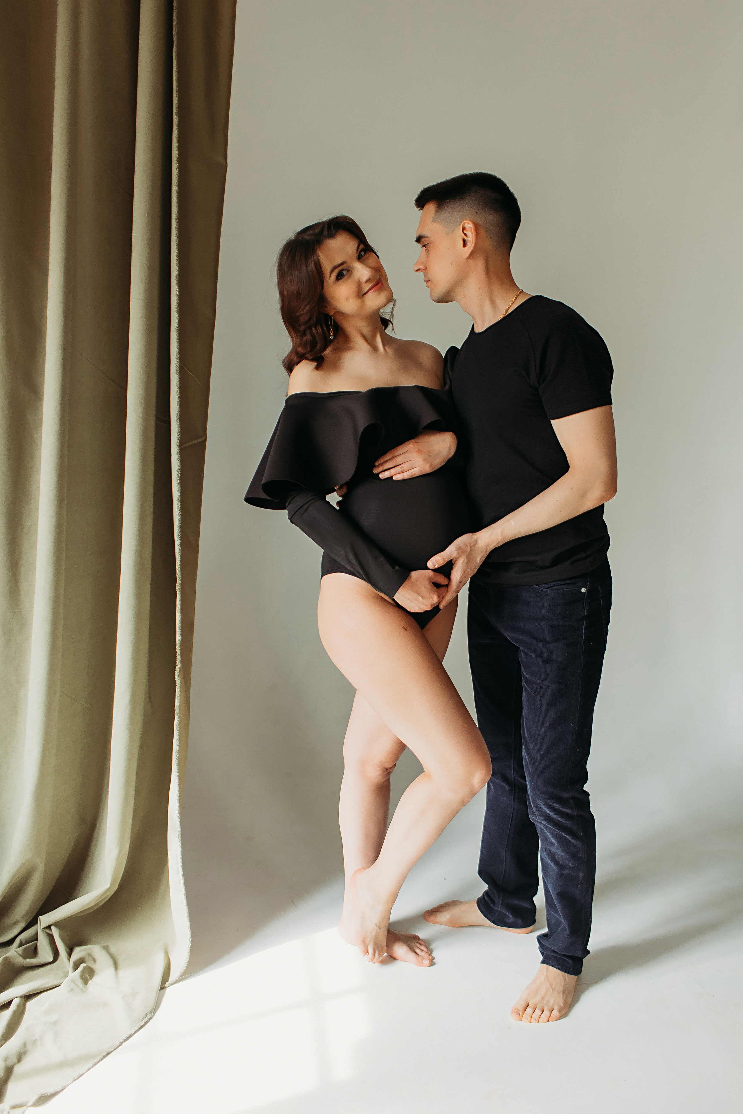 Фататум, малый зал. Семейный фотограф Тюмень, фотограф на роды Салмина Мария