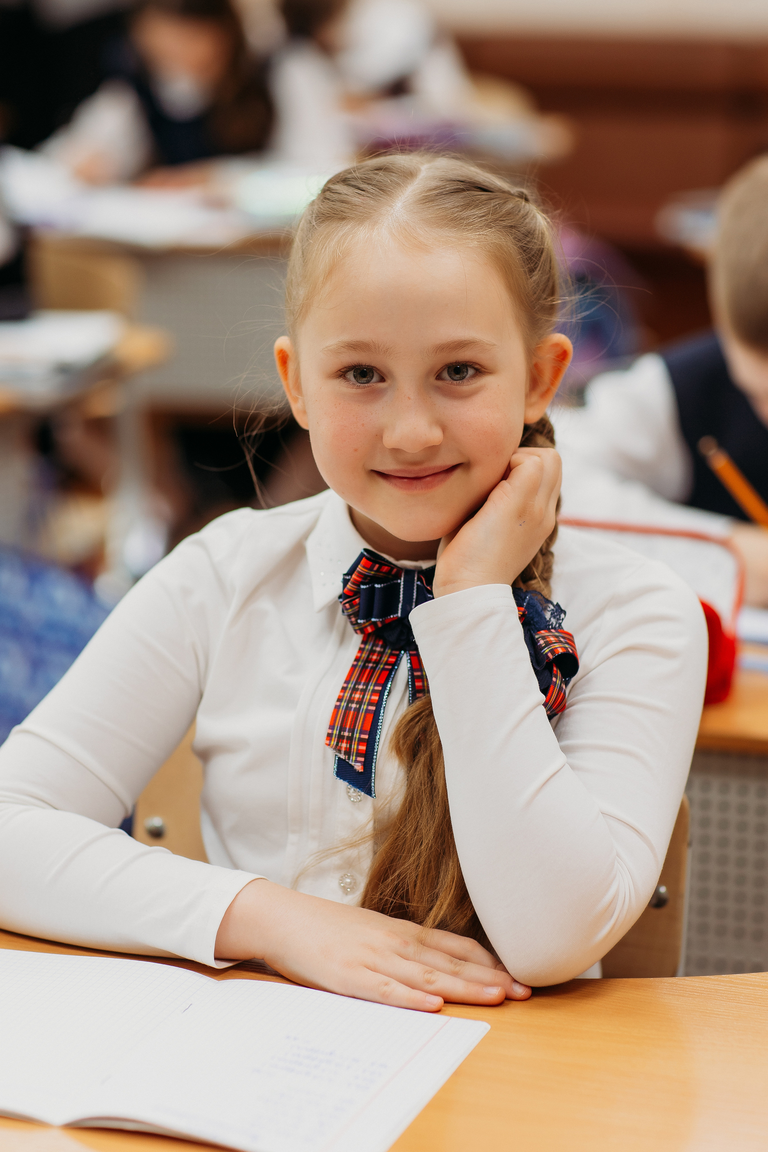 Школа 2 класс. Семейный фотограф Тюмень, фотограф на роды Салмина Мария