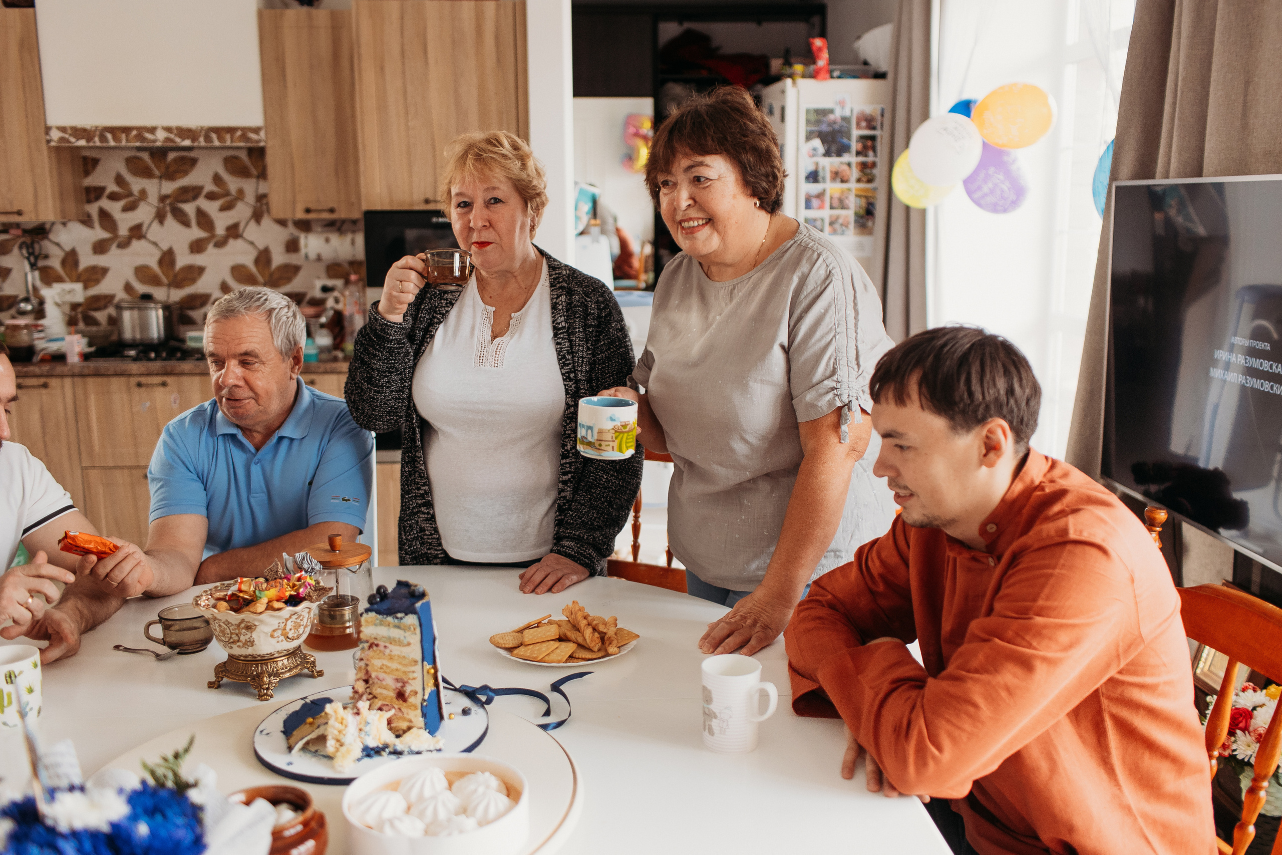 Большая семья. Семейный фотограф Тюмень, фотограф на роды Салмина Мария
