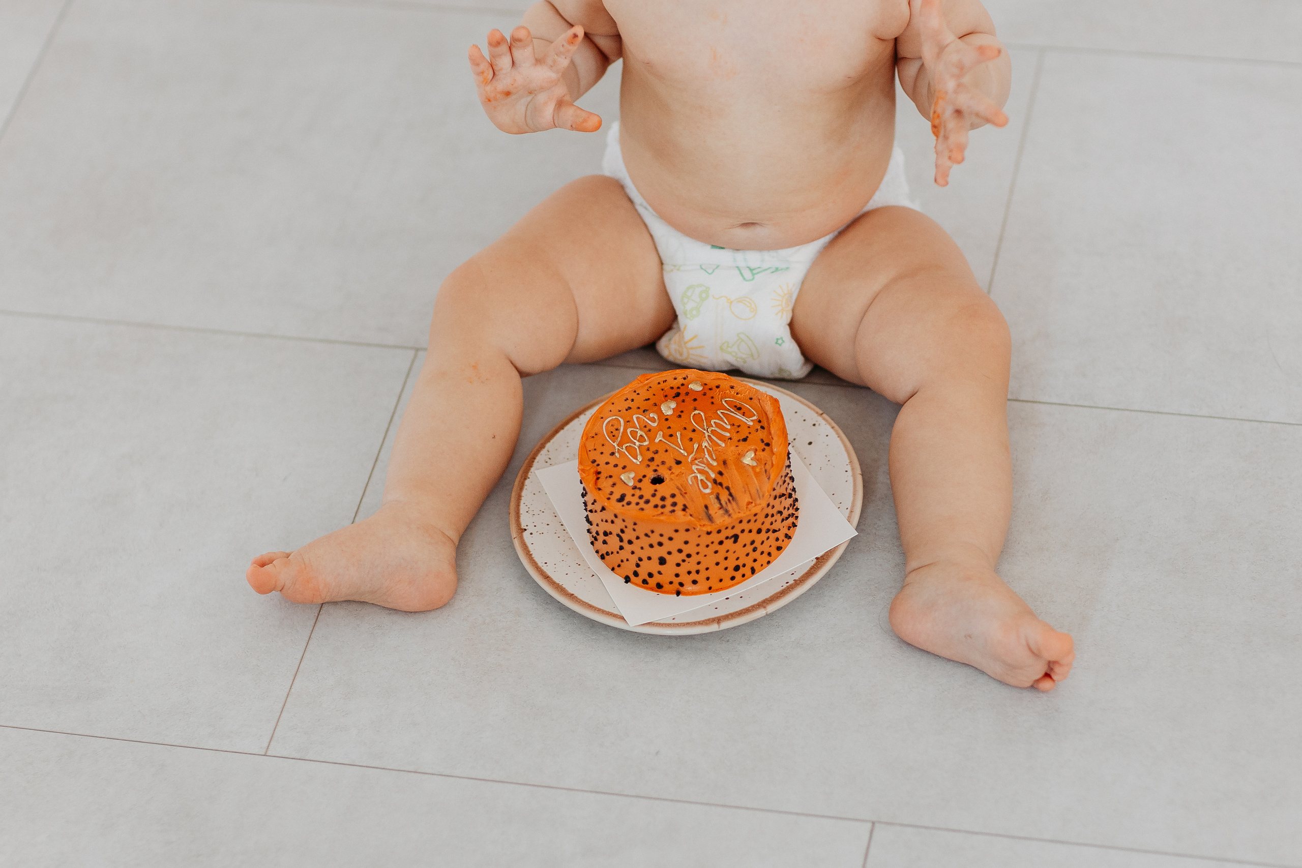 1 годик. Семейный фотограф Тюмень, фотограф на роды Салмина Мария