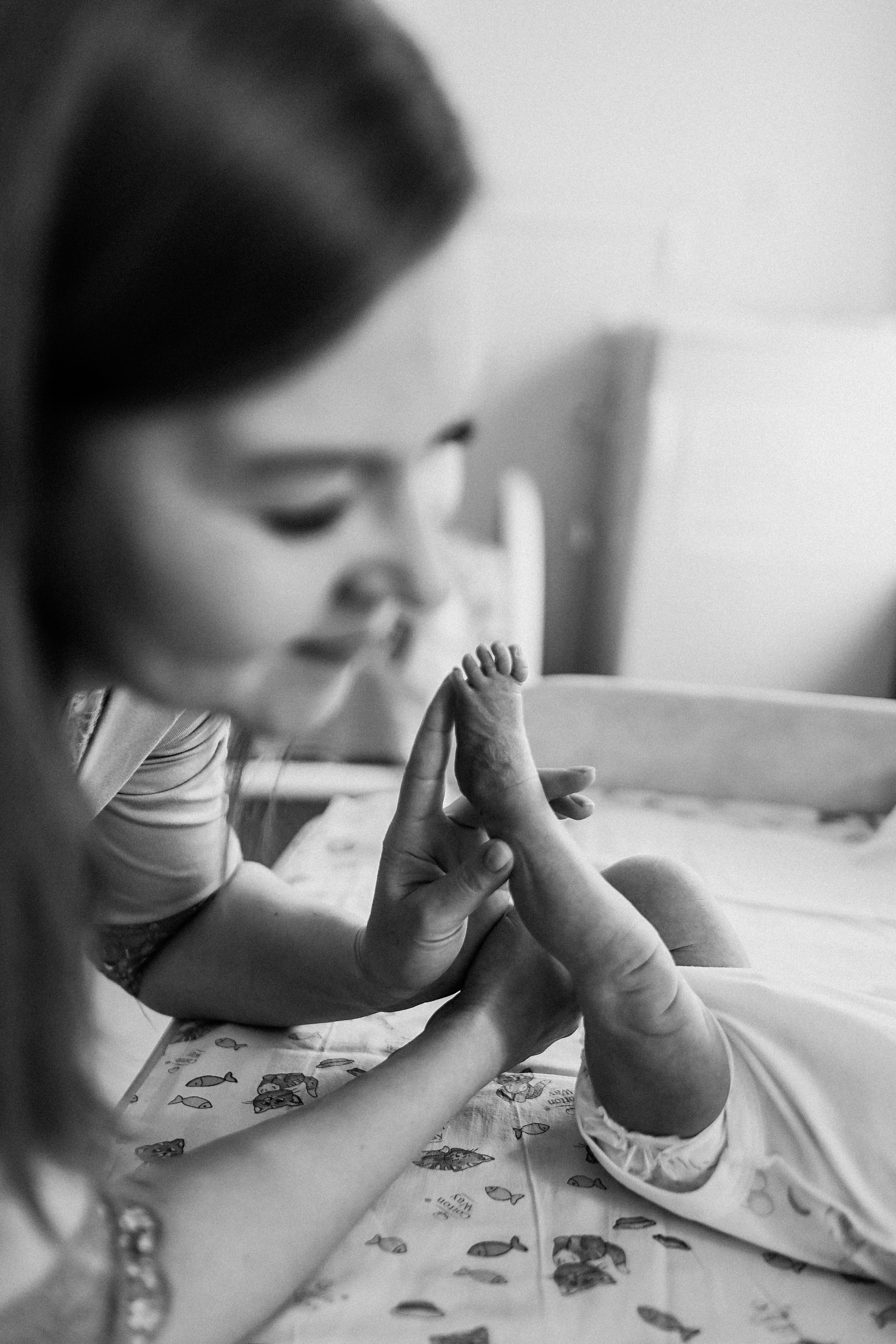 Выписка с палатой. Семейный фотограф Тюмень, фотограф на роды Салмина Мария