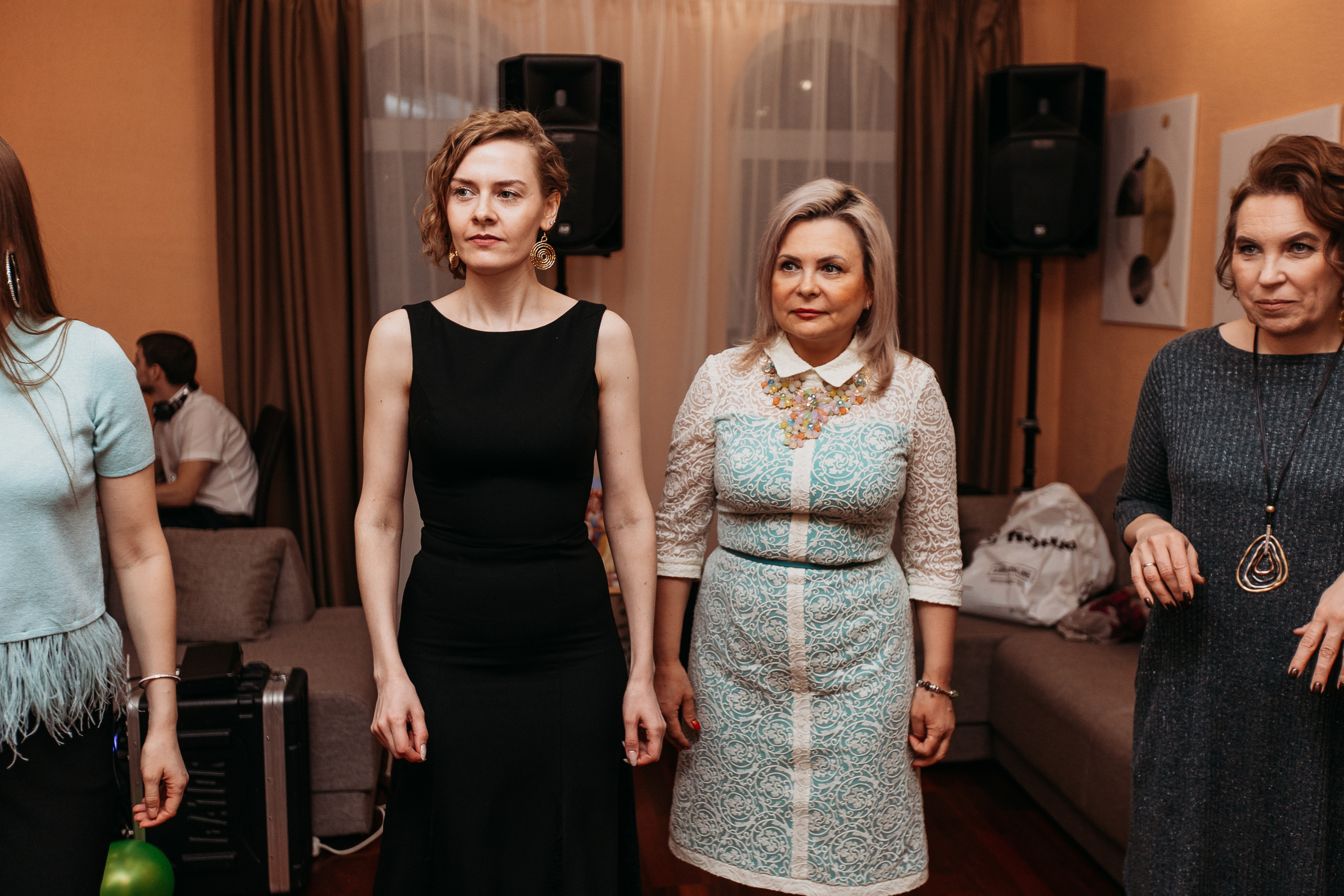 Банкет. Семейный фотограф Тюмень, фотограф на роды Салмина Мария