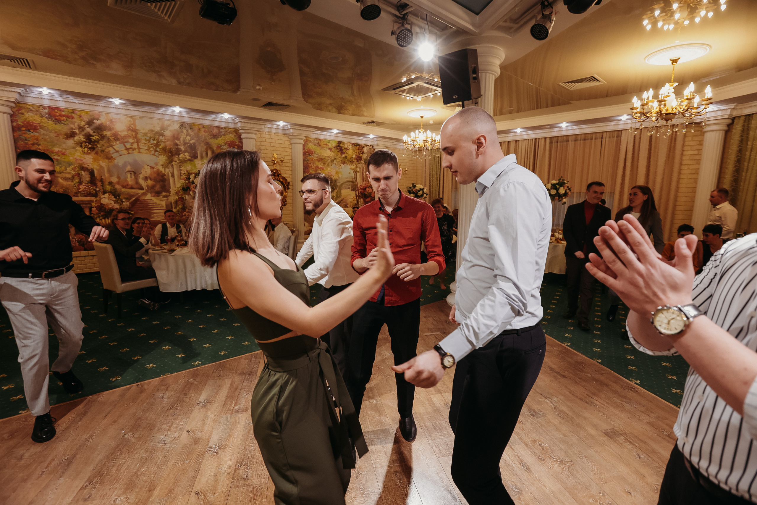 Банкет. Семейный фотограф Тюмень, фотограф на роды Салмина Мария