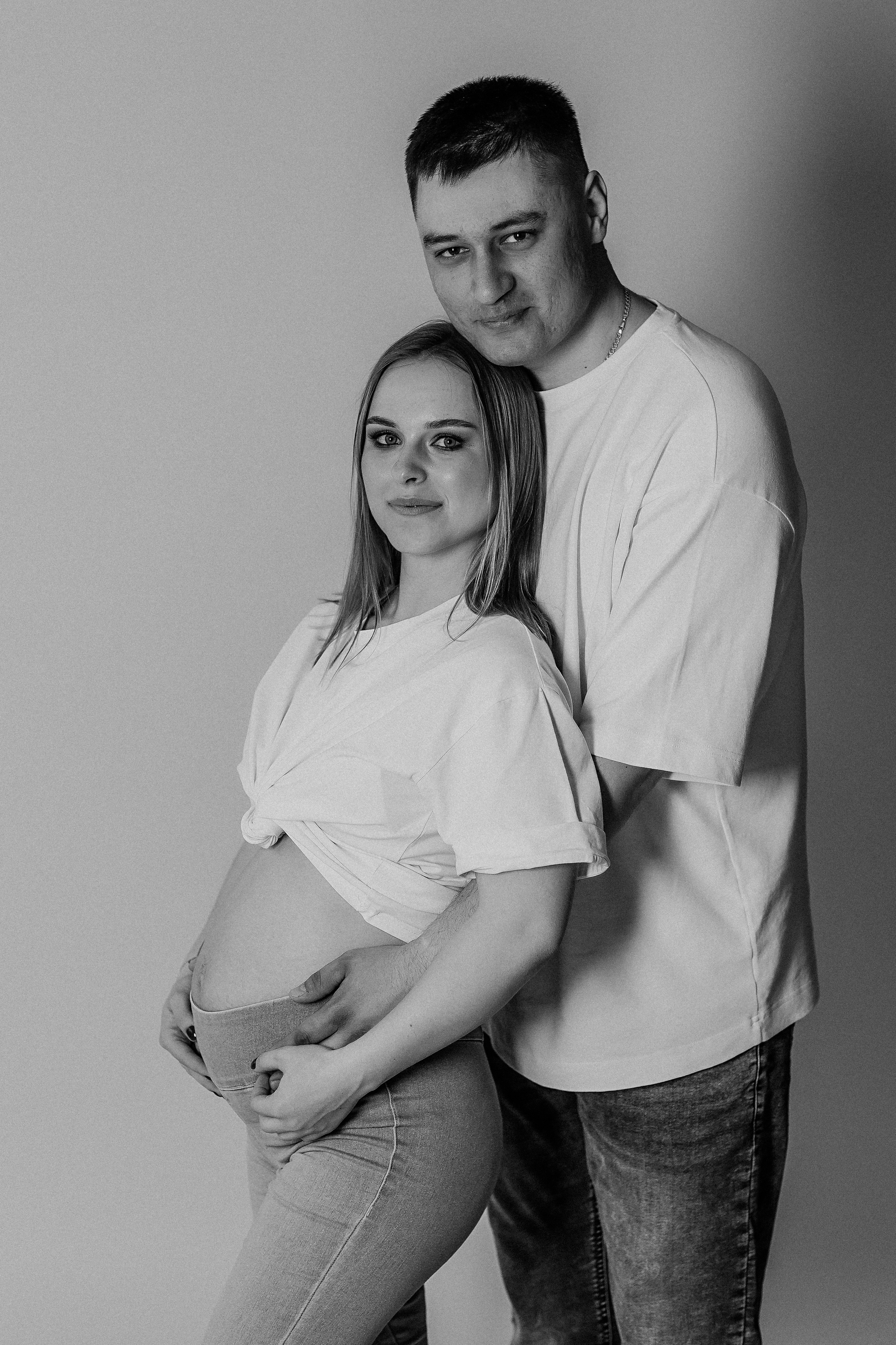 На фотофонах. Семейный фотограф Тюмень, фотограф на роды Салмина Мария