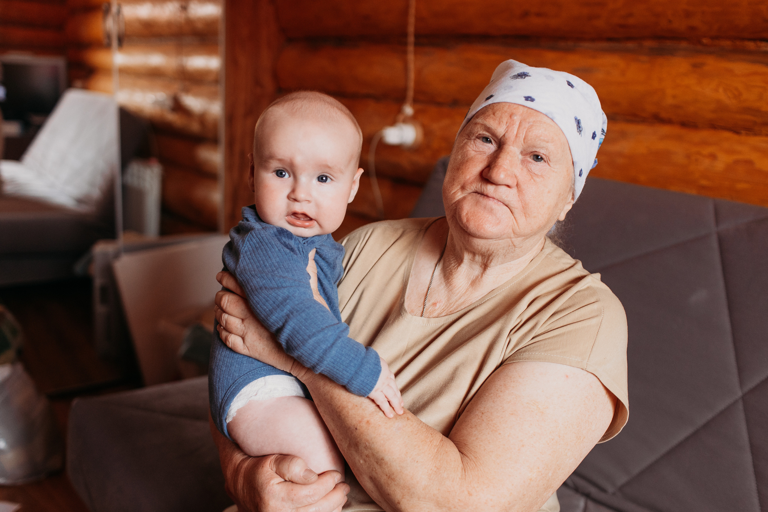 Большая семья. Семейный фотограф Тюмень, фотограф на роды Салмина Мария