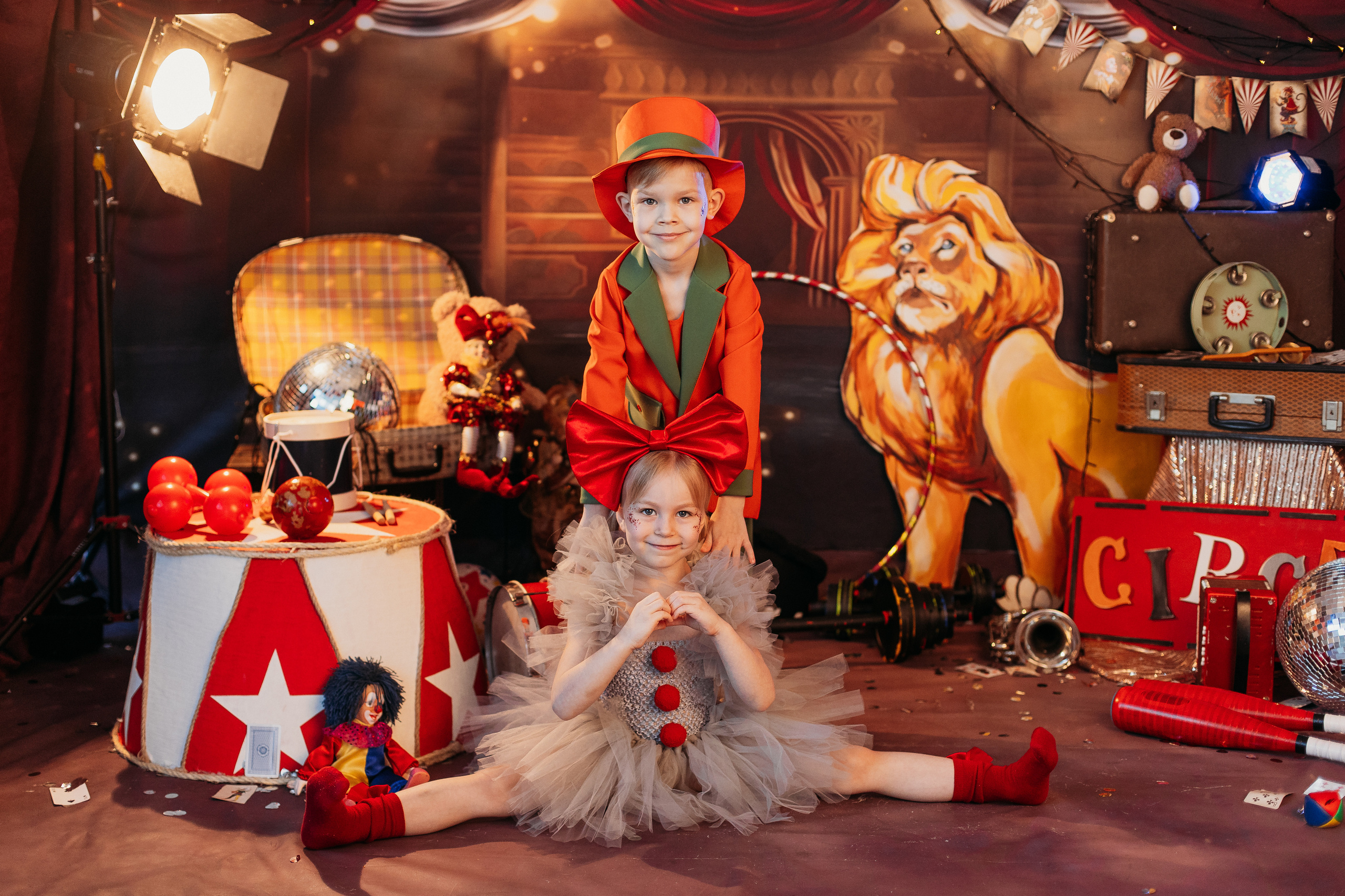 Цирк. Семейный фотограф Тюмень, фотограф на роды Салмина Мария